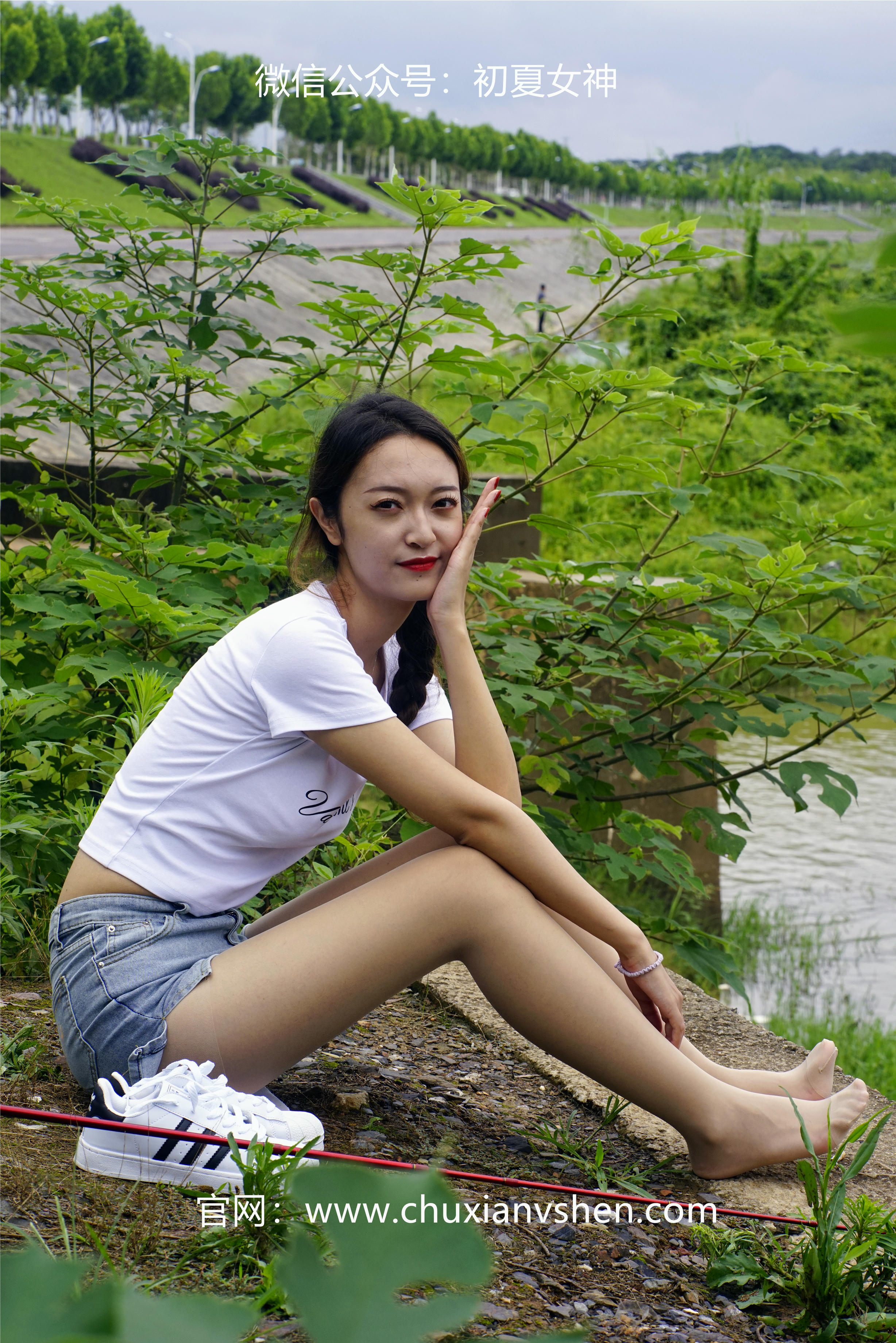 初夏女神 NO.233 依依~《新手钓鱼》七月你好，天下钓友是一家 [114P1V 3.95 GB]_第5集