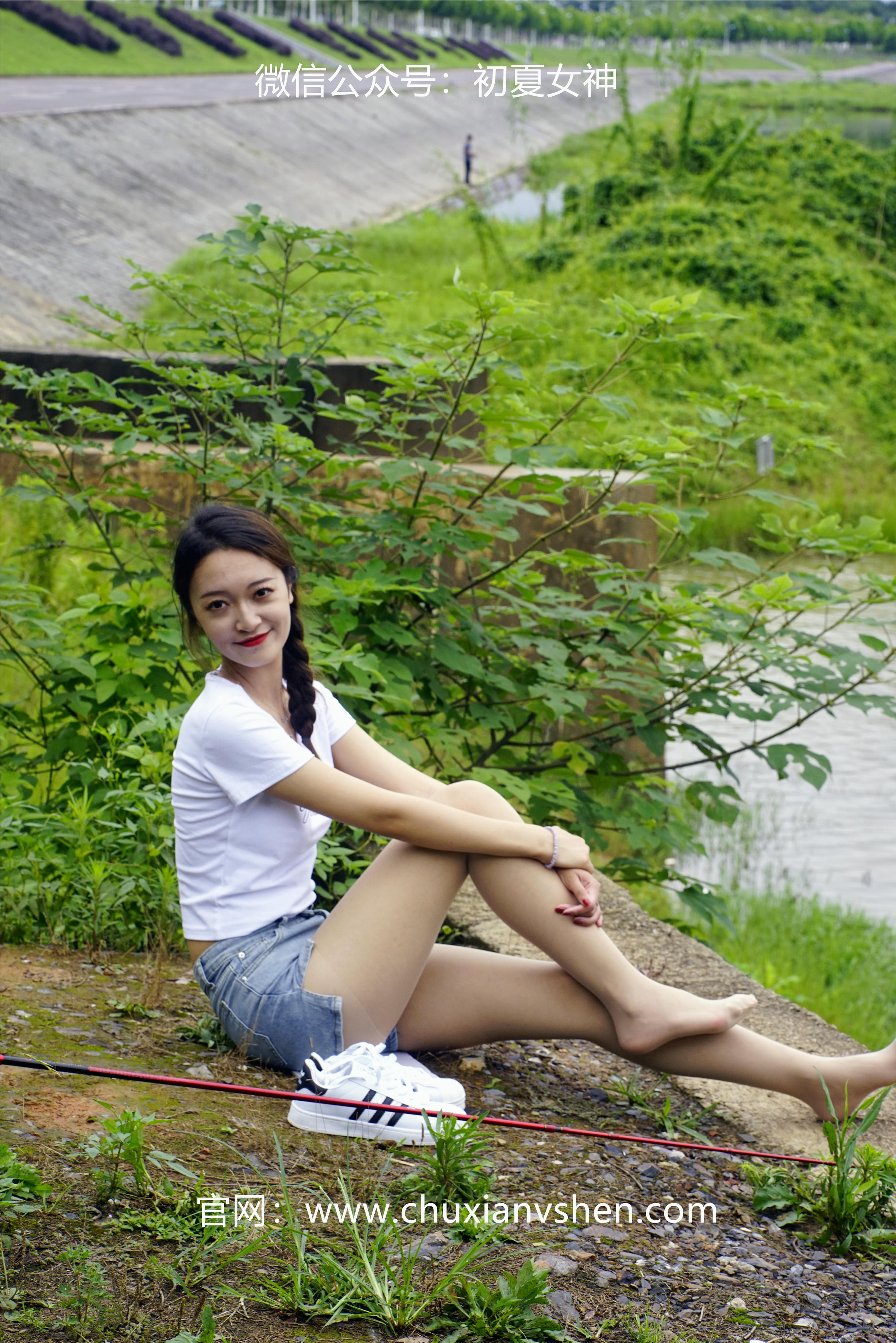 初夏女神 NO.233 依依~《新手钓鱼》七月你好，天下钓友是一家 [114P1V 3.95 GB]_第5集