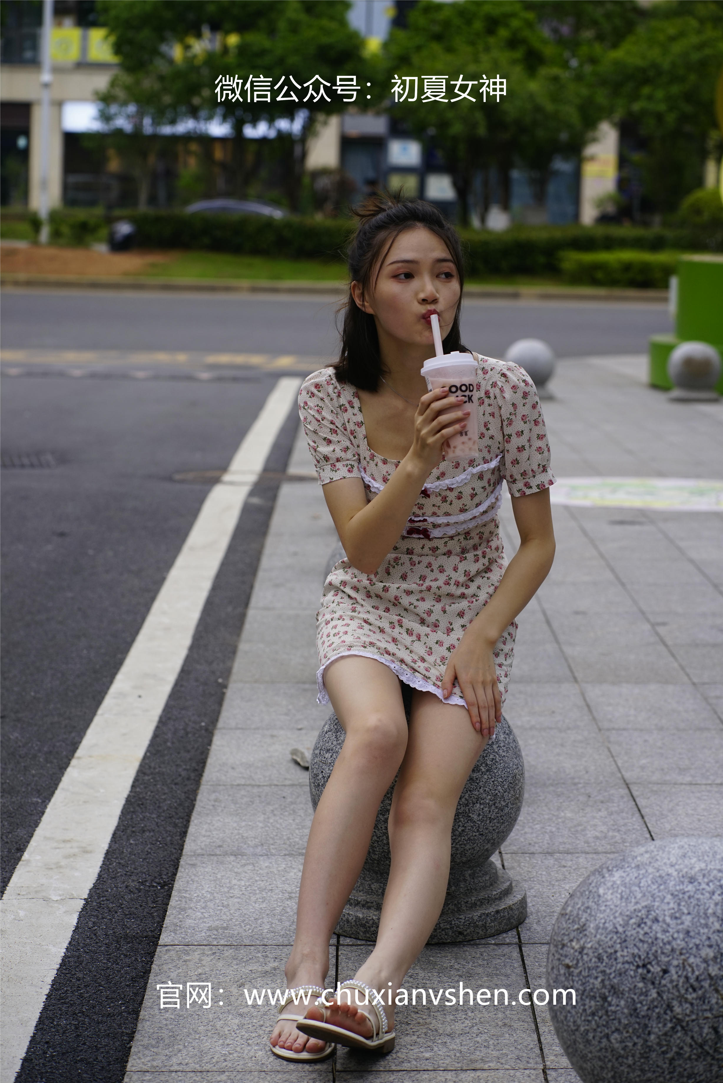 初夏女神 NO.043 大发 碎花小裙[136P+1V／4.68GB]_第7集