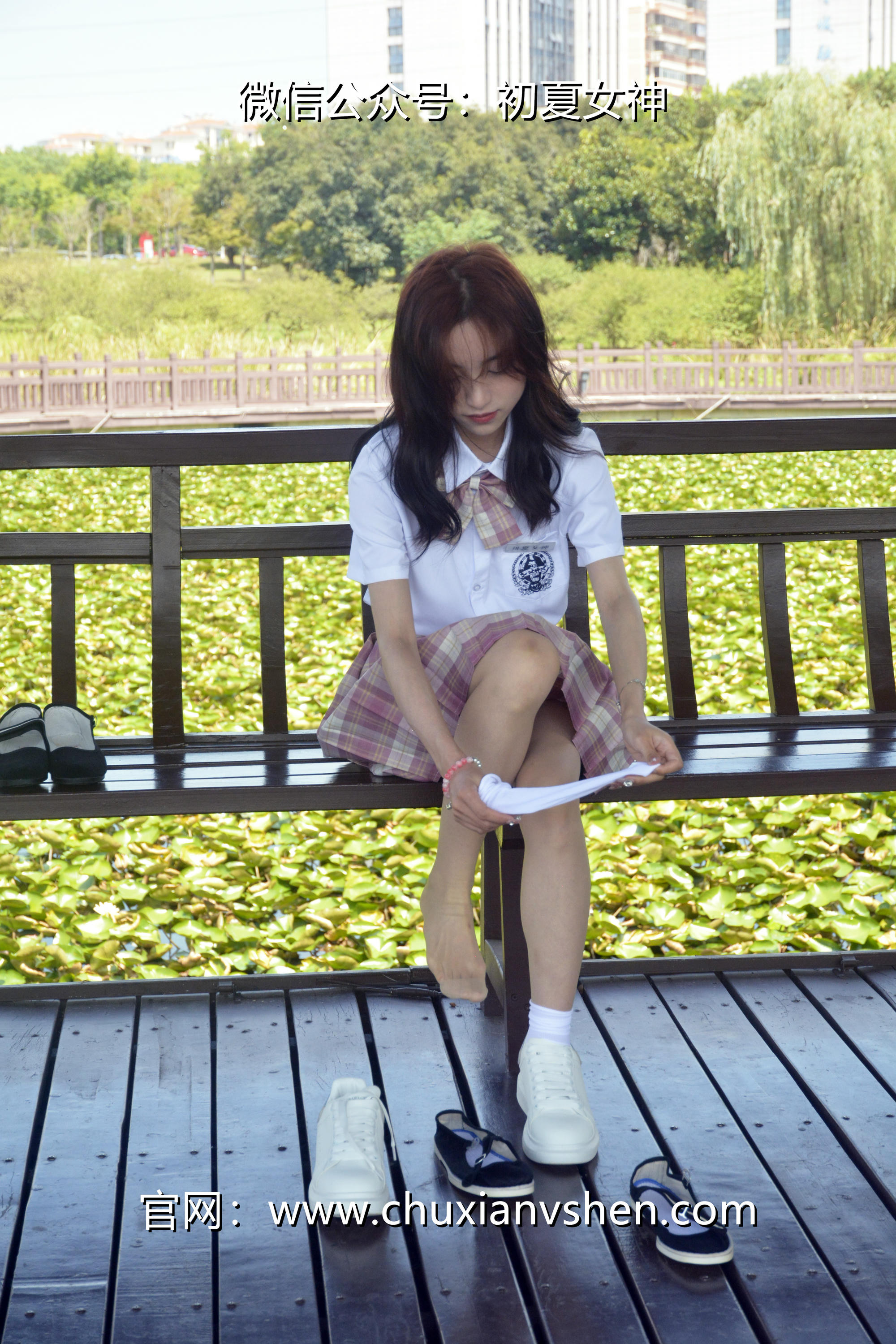 初夏女神 NO.236 柒柒~【我的粉色JK】解锁JK制服不一样的穿搭法 [175P1V 6.15 GB]_第7集