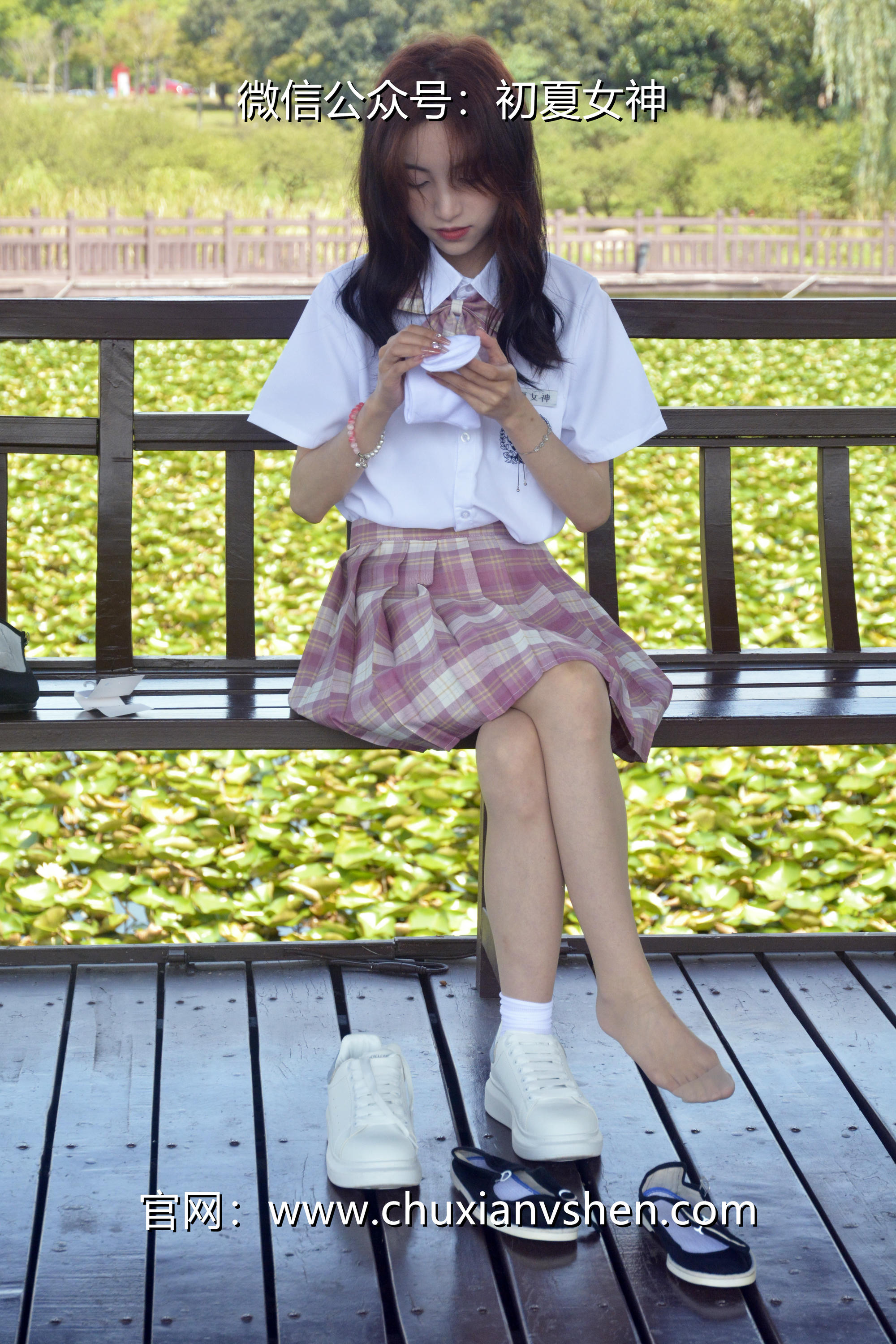 初夏女神 NO.236 柒柒~【我的粉色JK】解锁JK制服不一样的穿搭法 [175P1V 6.15 GB]_第7集