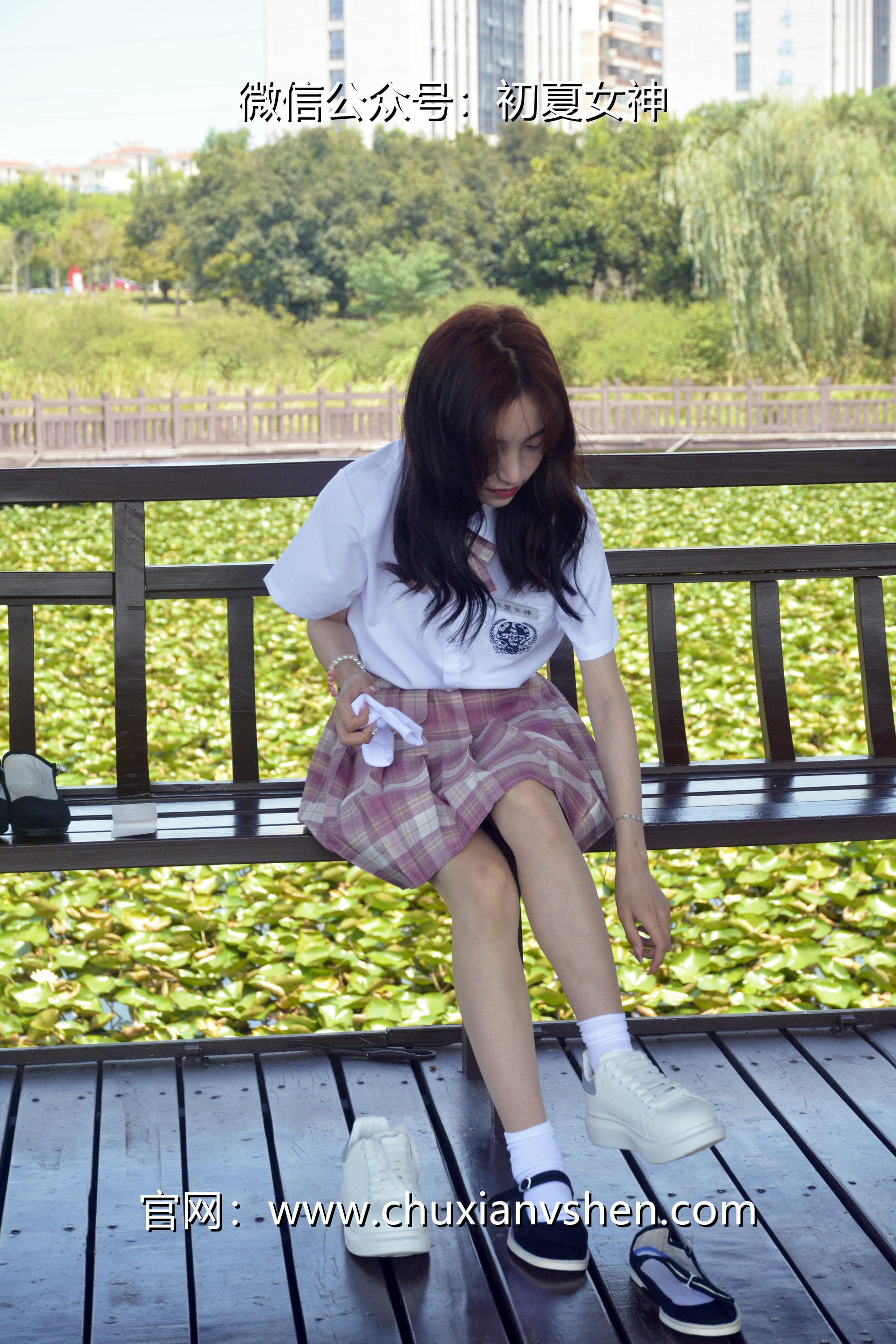 初夏女神 NO.236 柒柒~【我的粉色JK】解锁JK制服不一样的穿搭法 [175P1V 6.15 GB]_第7集