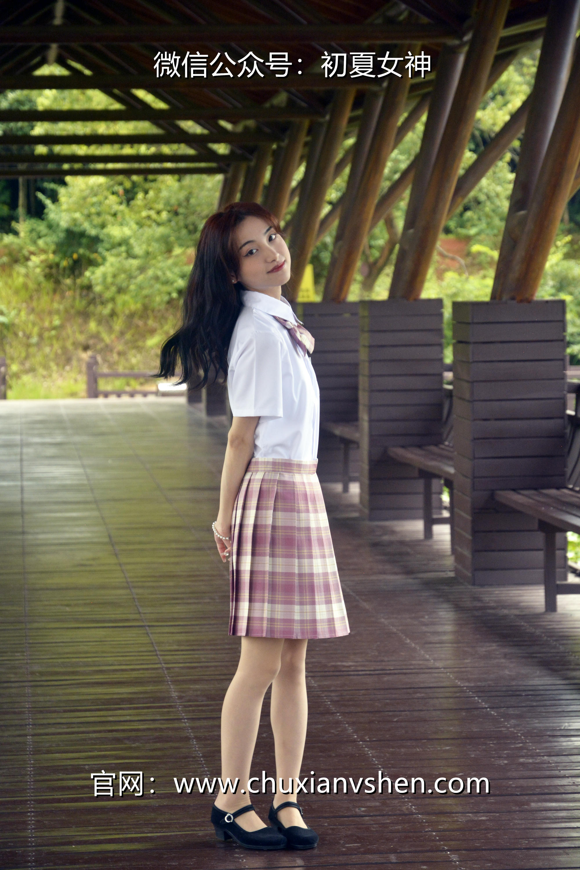 初夏女神 NO.236 柒柒~【我的粉色JK】解锁JK制服不一样的穿搭法 [175P1V 6.15 GB]_第2集