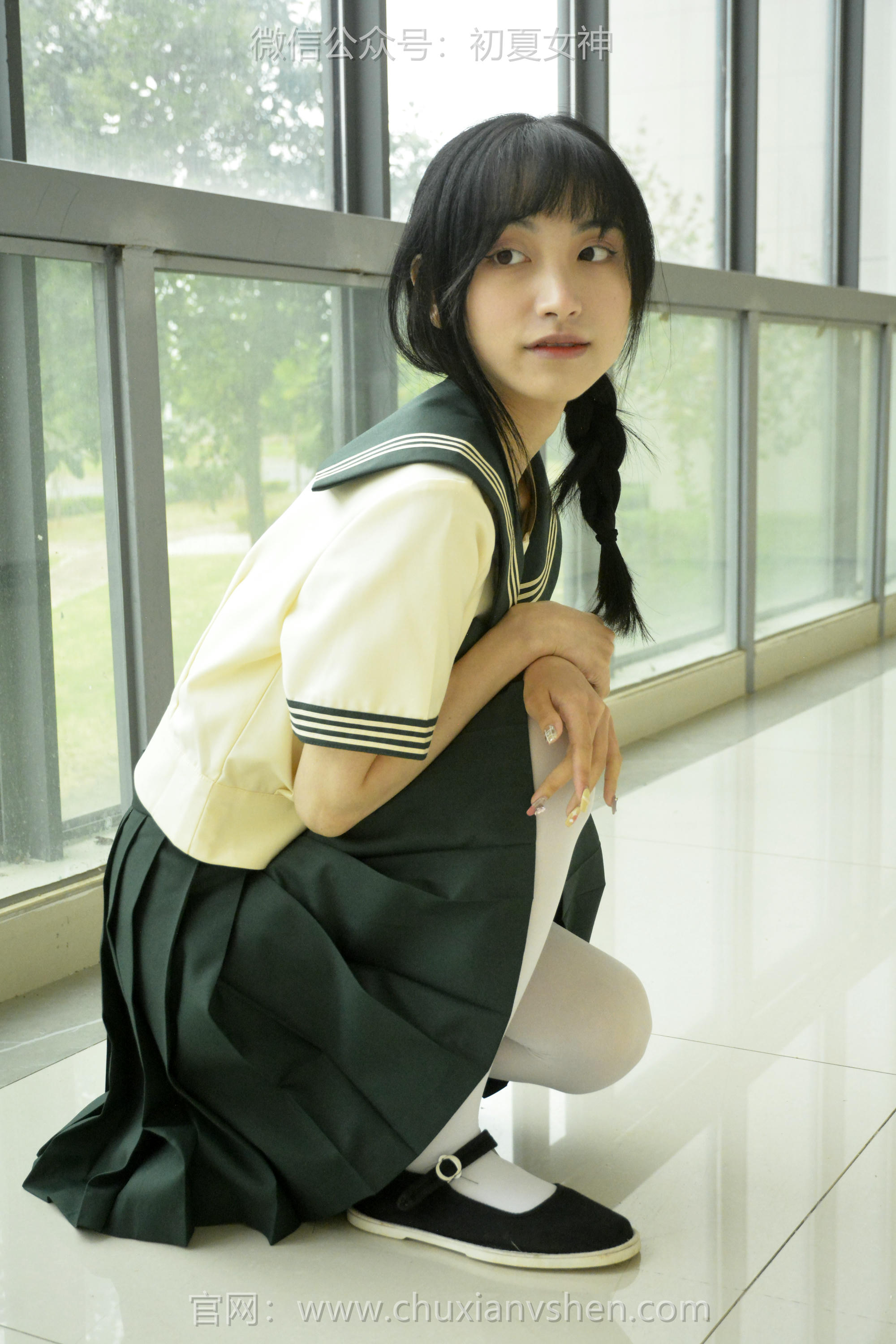 初夏女神 NO.237 柒柒~【绿色水手服】刚入手的水手服是时候展示一趟了 [140P1V 4.76 GB]_第6集