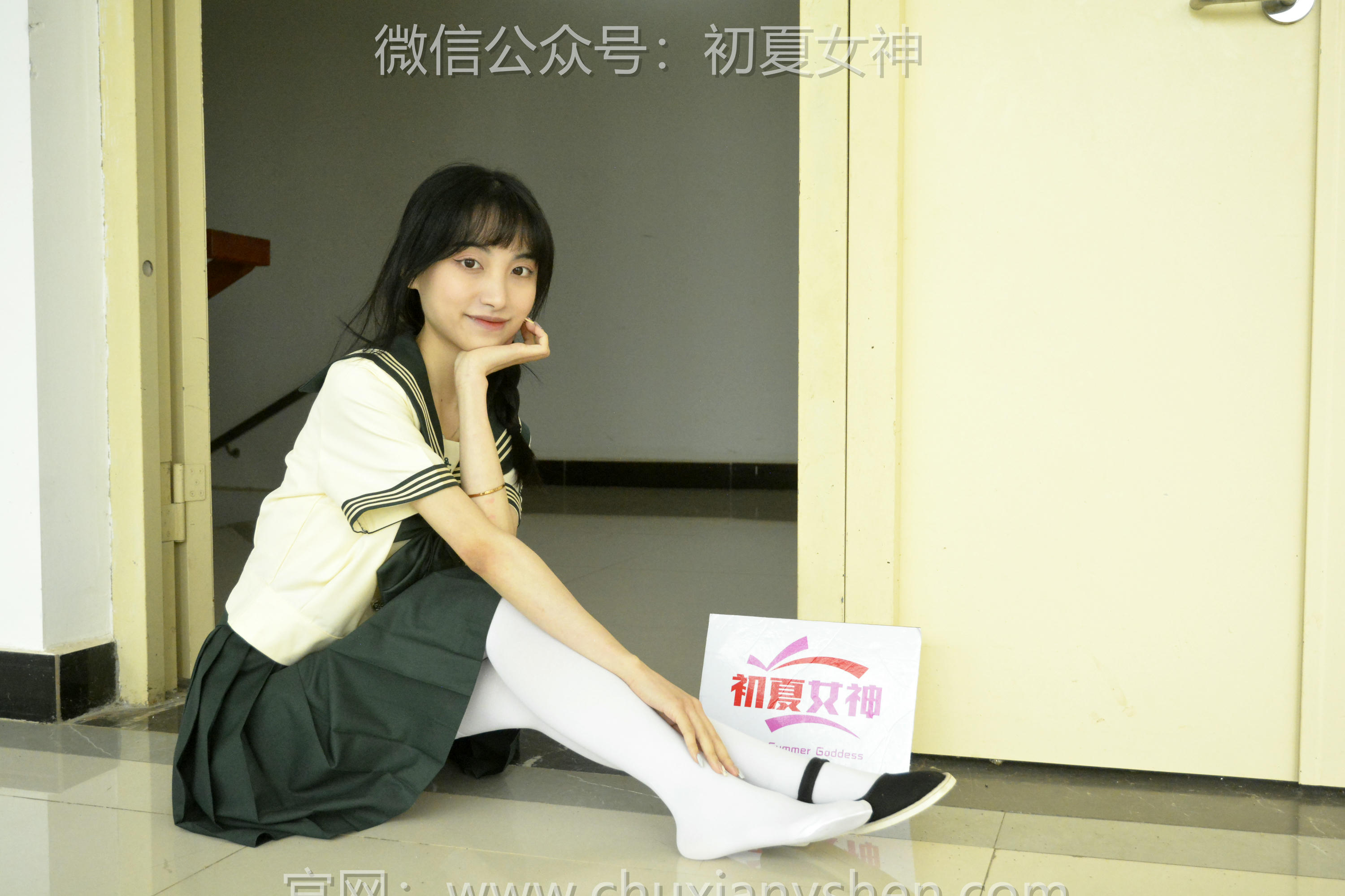 初夏女神 NO.237 柒柒~【绿色水手服】刚入手的水手服是时候展示一趟了 [140P1V 4.76 GB]_第6集