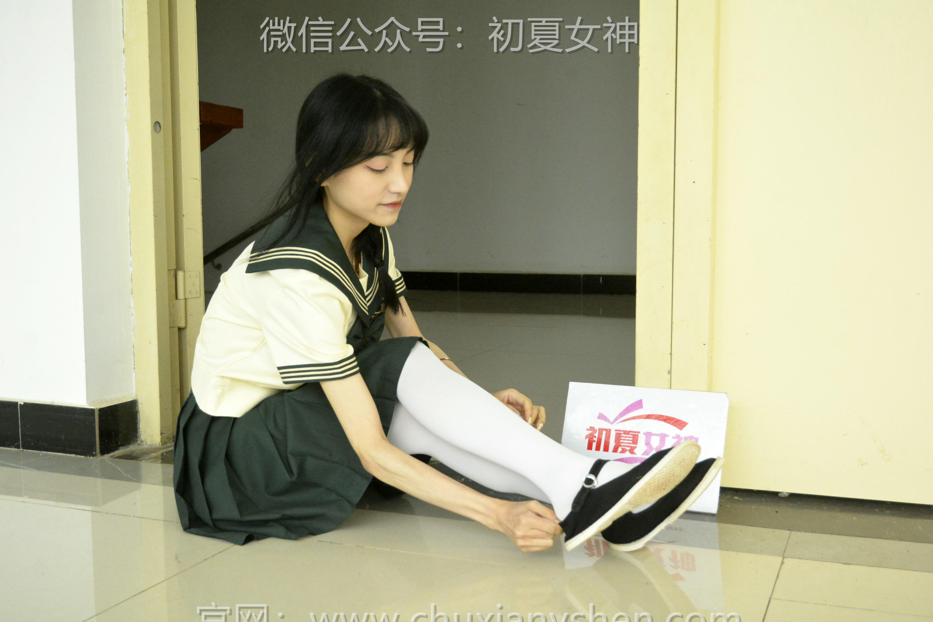 初夏女神 NO.237 柒柒~【绿色水手服】刚入手的水手服是时候展示一趟了 [140P1V 4.76 GB]_第7集