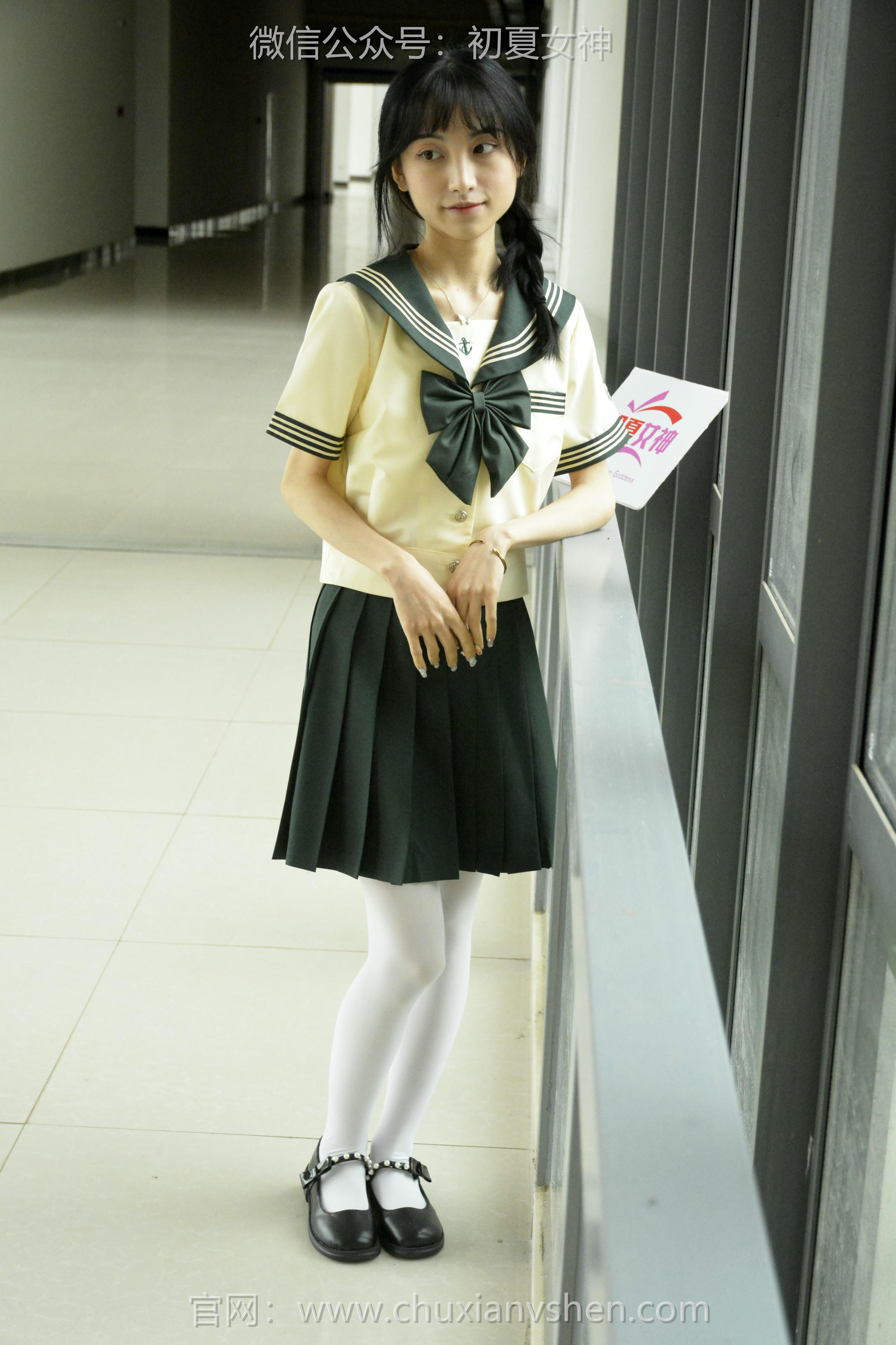 初夏女神 NO.237 柒柒~【绿色水手服】刚入手的水手服是时候展示一趟了 [140P1V 4.76 GB]_第1集