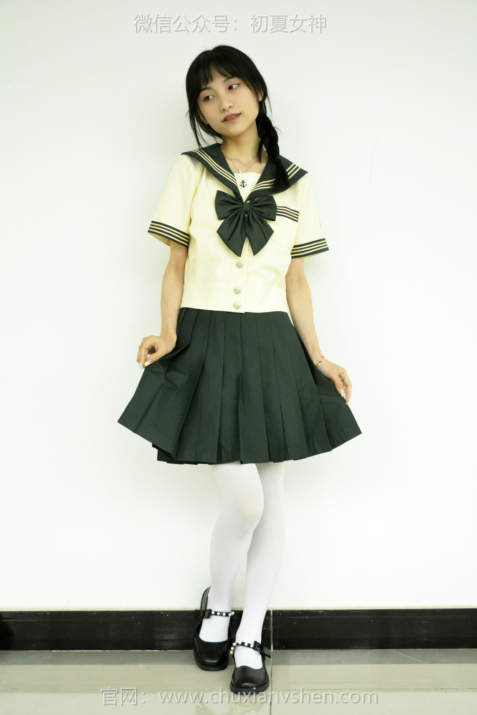 初夏女神 NO.237 柒柒~【绿色水手服】刚入手的水手服是时候展示一趟了 [140P1V 4.76 GB]_第2集