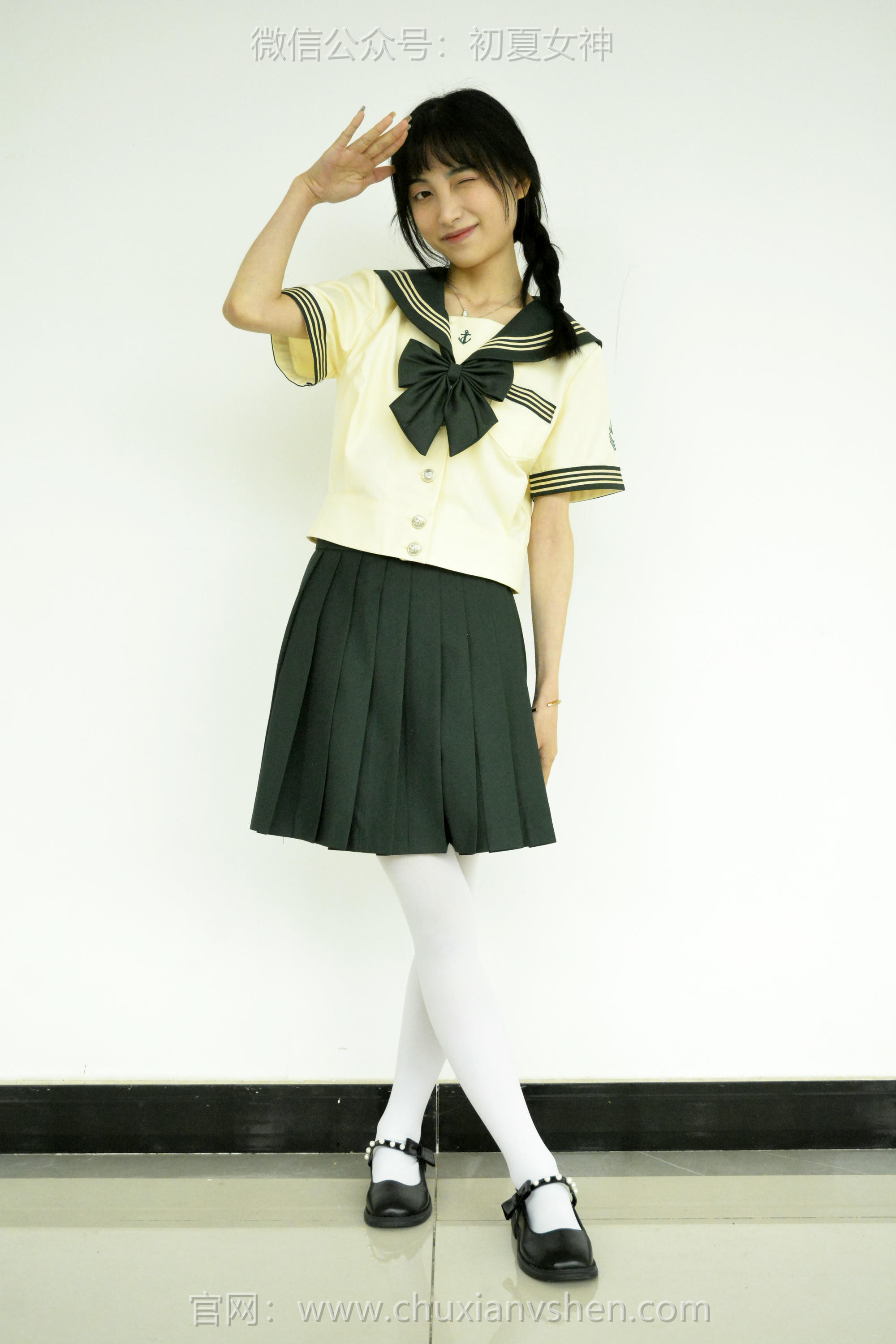 初夏女神 NO.237 柒柒~【绿色水手服】刚入手的水手服是时候展示一趟了 [140P1V 4.76 GB]_第2集