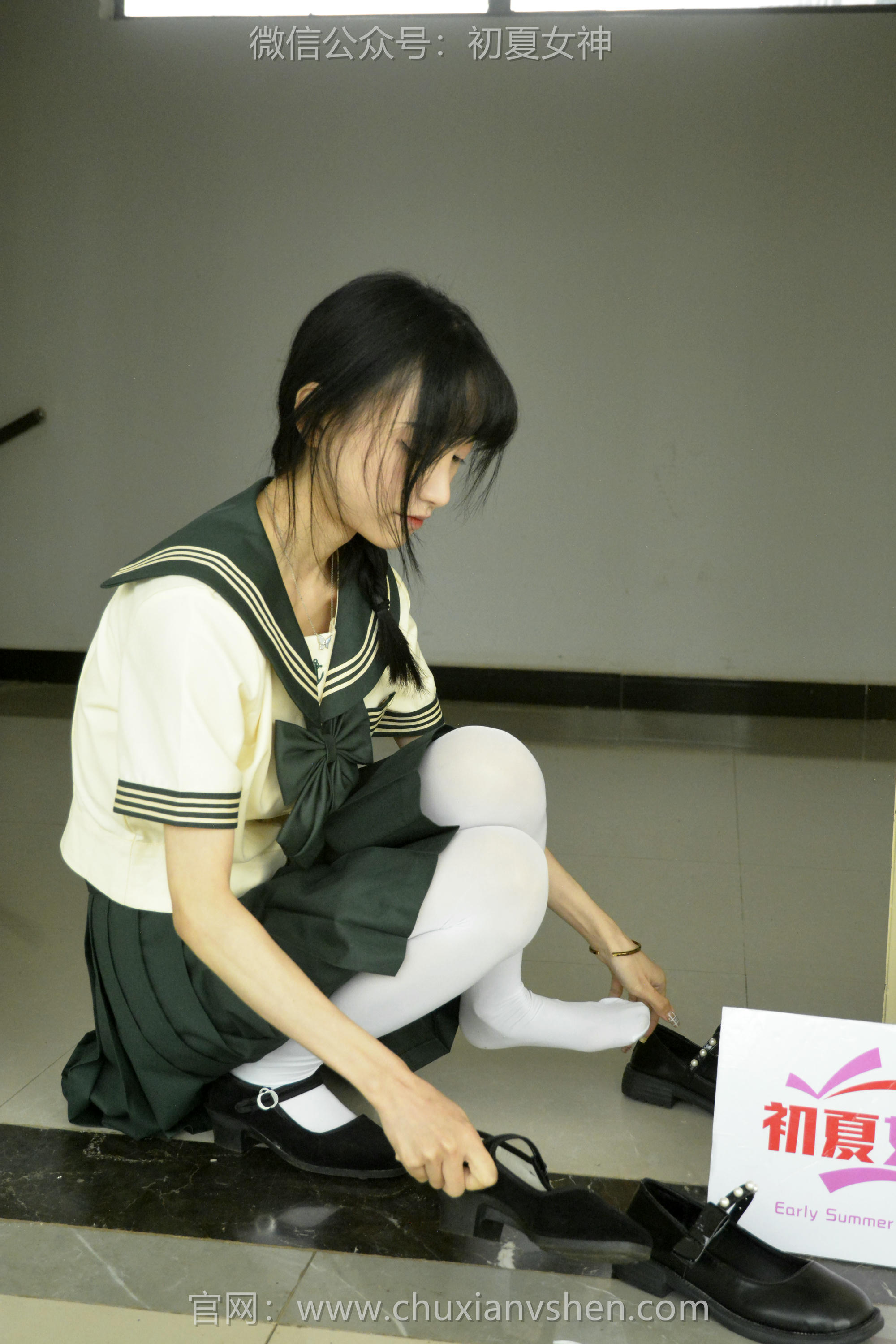 初夏女神 NO.237 柒柒~【绿色水手服】刚入手的水手服是时候展示一趟了 [140P1V 4.76 GB]_第2集