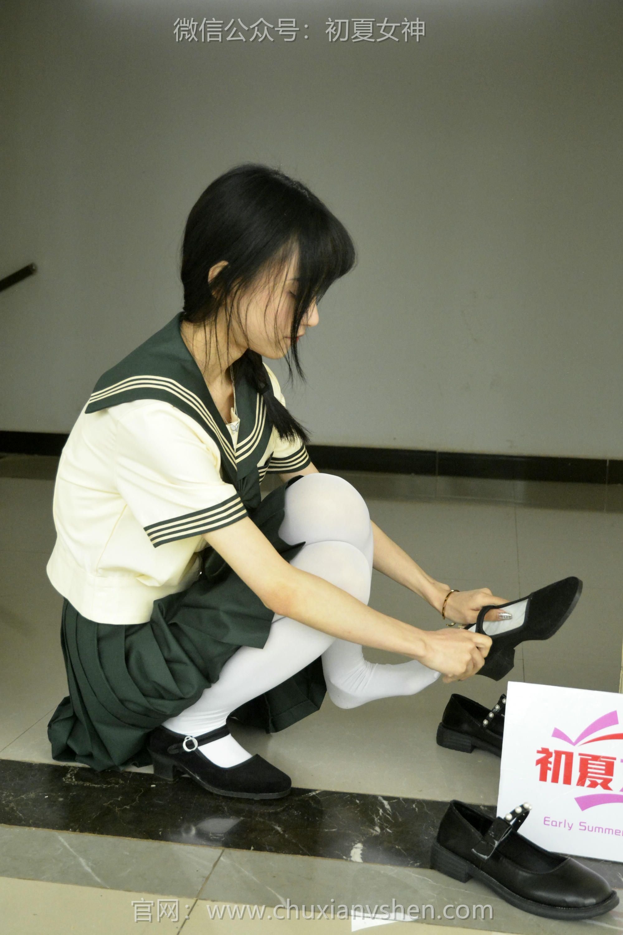 初夏女神 NO.237 柒柒~【绿色水手服】刚入手的水手服是时候展示一趟了 [140P1V 4.76 GB]_第2集