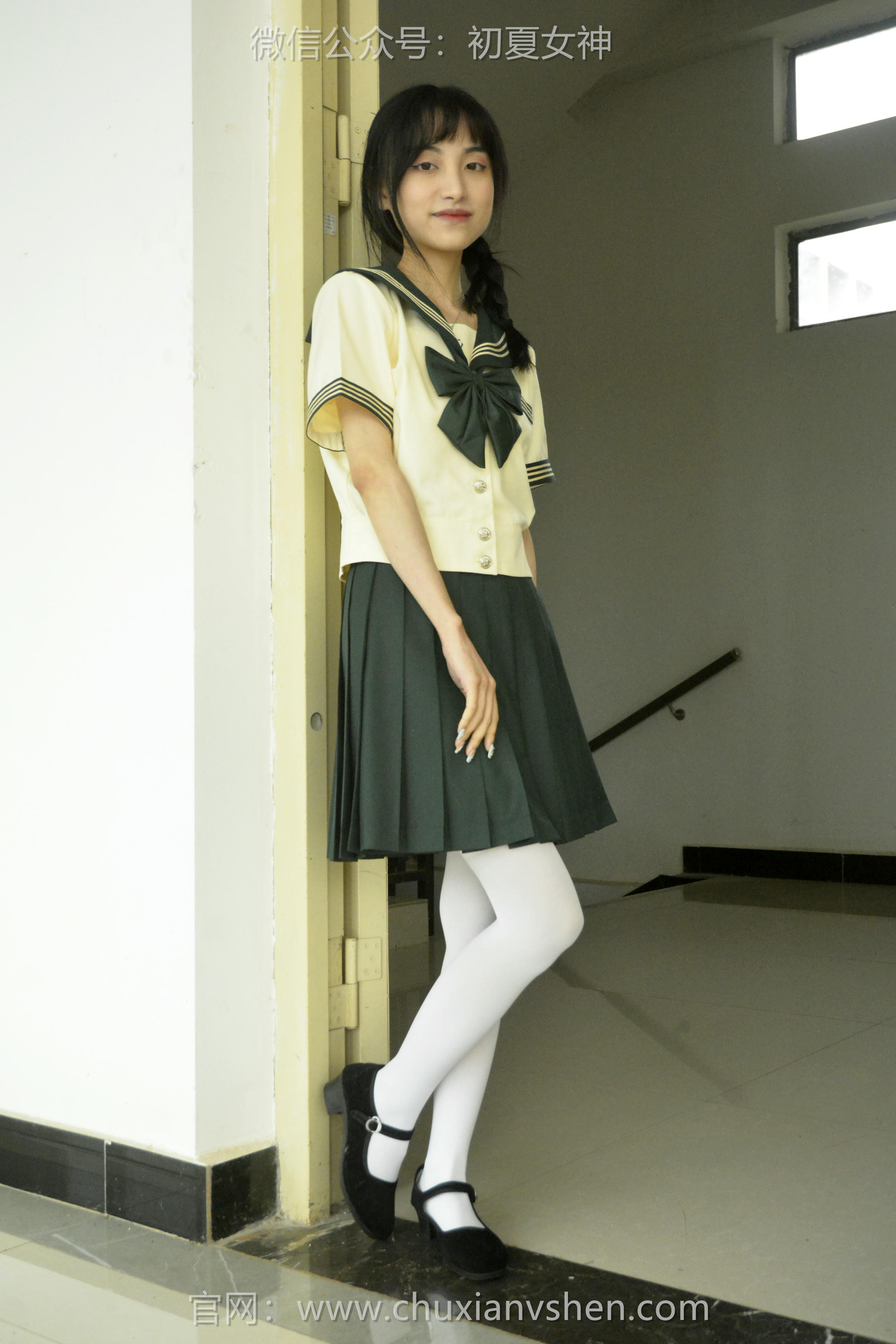 初夏女神 NO.237 柒柒~【绿色水手服】刚入手的水手服是时候展示一趟了 [140P1V 4.76 GB]_第3集