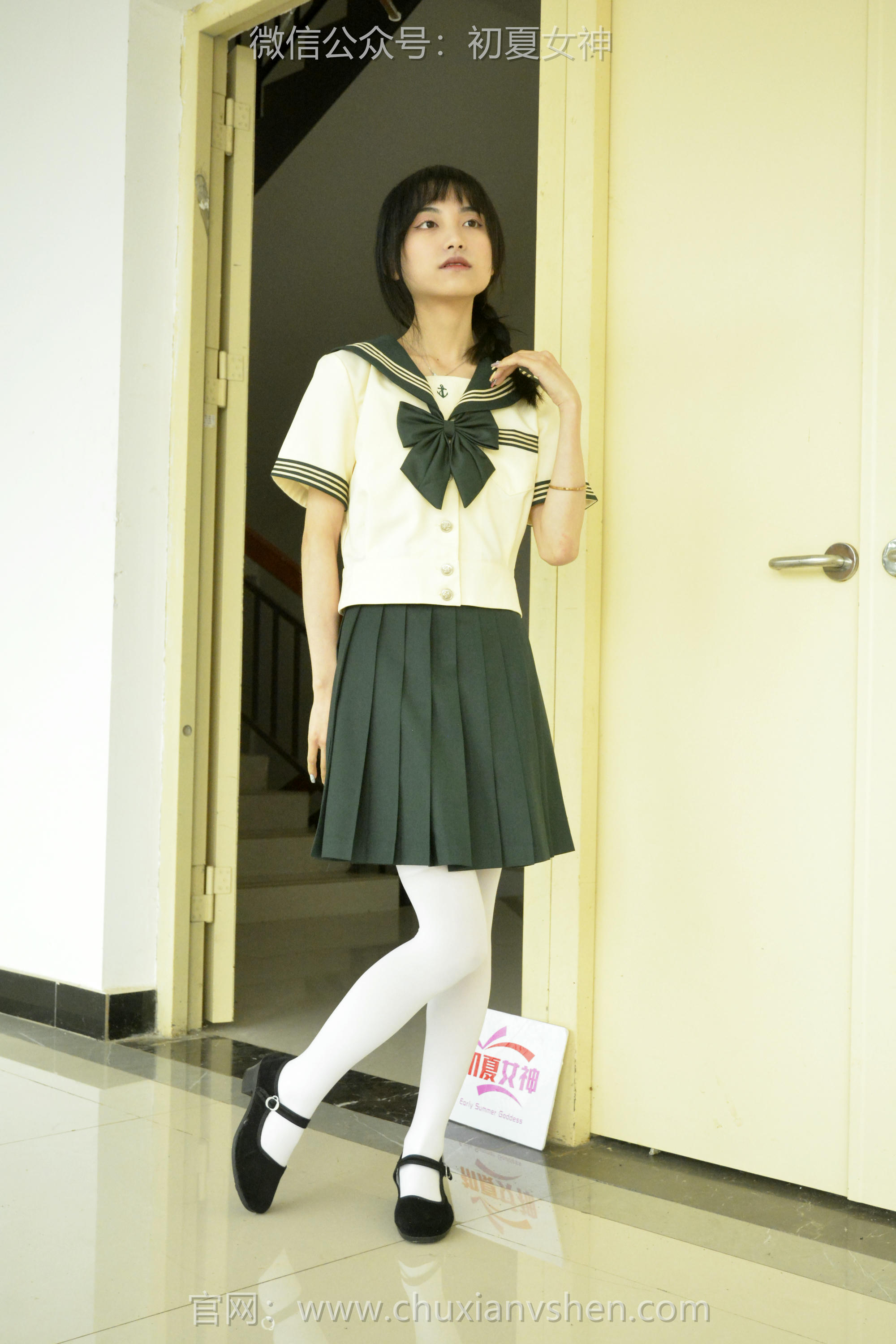 初夏女神 NO.237 柒柒~【绿色水手服】刚入手的水手服是时候展示一趟了 [140P1V 4.76 GB]_第3集