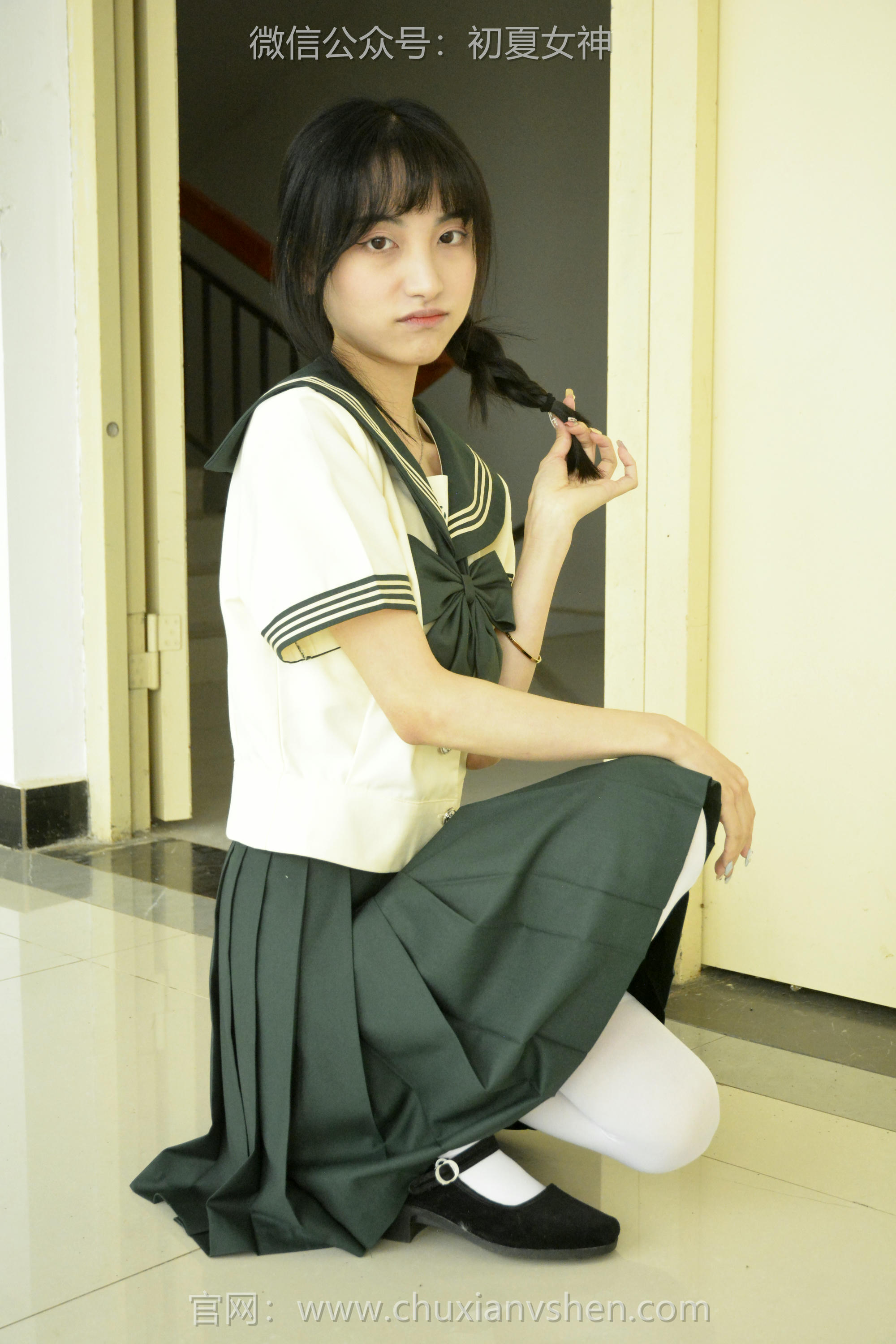 初夏女神 NO.237 柒柒~【绿色水手服】刚入手的水手服是时候展示一趟了 [140P1V 4.76 GB]_第4集