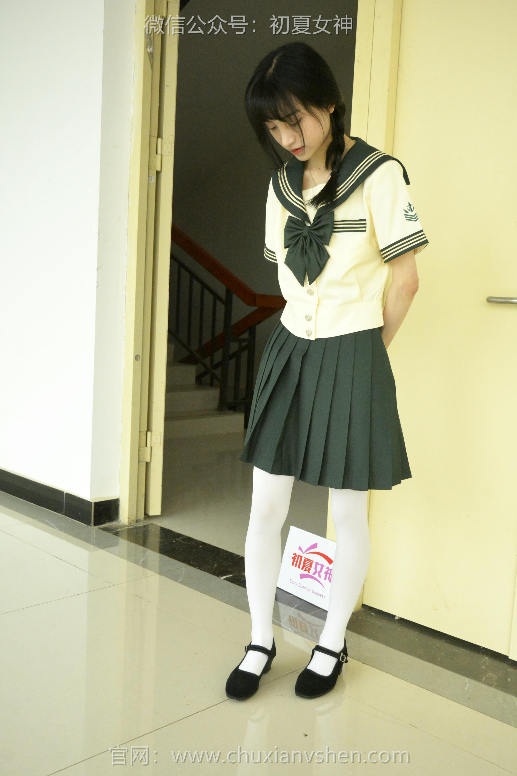 初夏女神 NO.237 柒柒~【绿色水手服】刚入手的水手服是时候展示一趟了 [140P1V 4.76 GB]_第4集