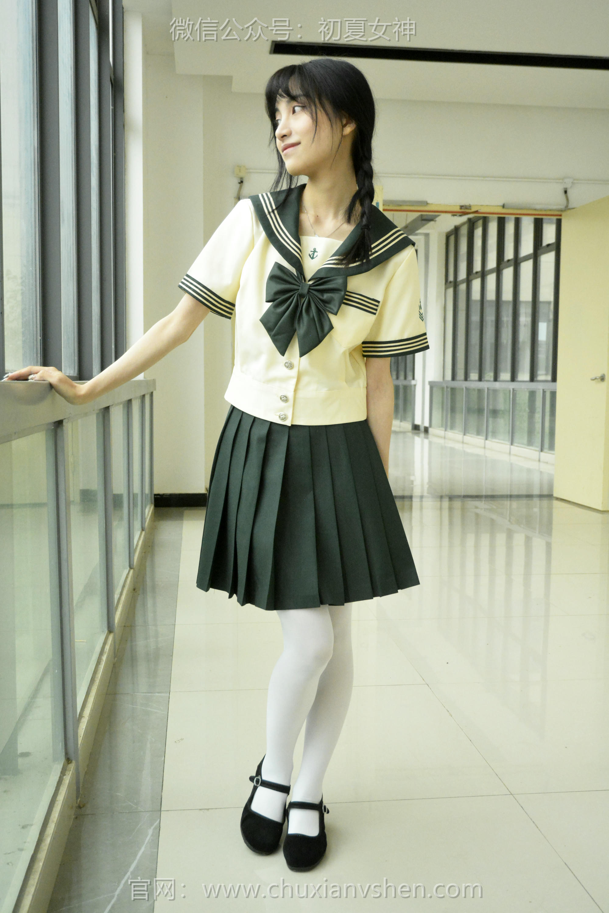 初夏女神 NO.237 柒柒~【绿色水手服】刚入手的水手服是时候展示一趟了 [140P1V 4.76 GB]_第4集