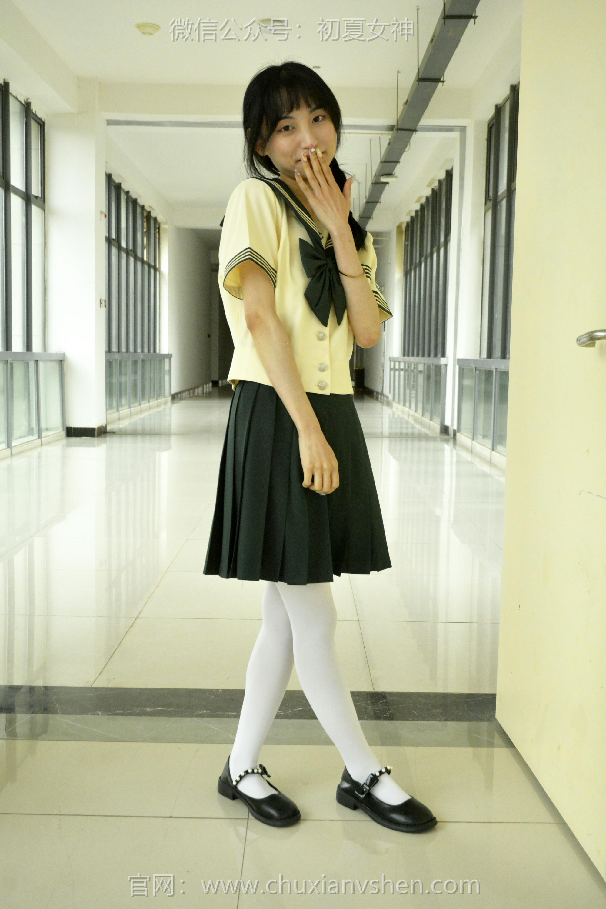 初夏女神 NO.237 柒柒~【绿色水手服】刚入手的水手服是时候展示一趟了 [140P1V 4.76 GB]_第1集