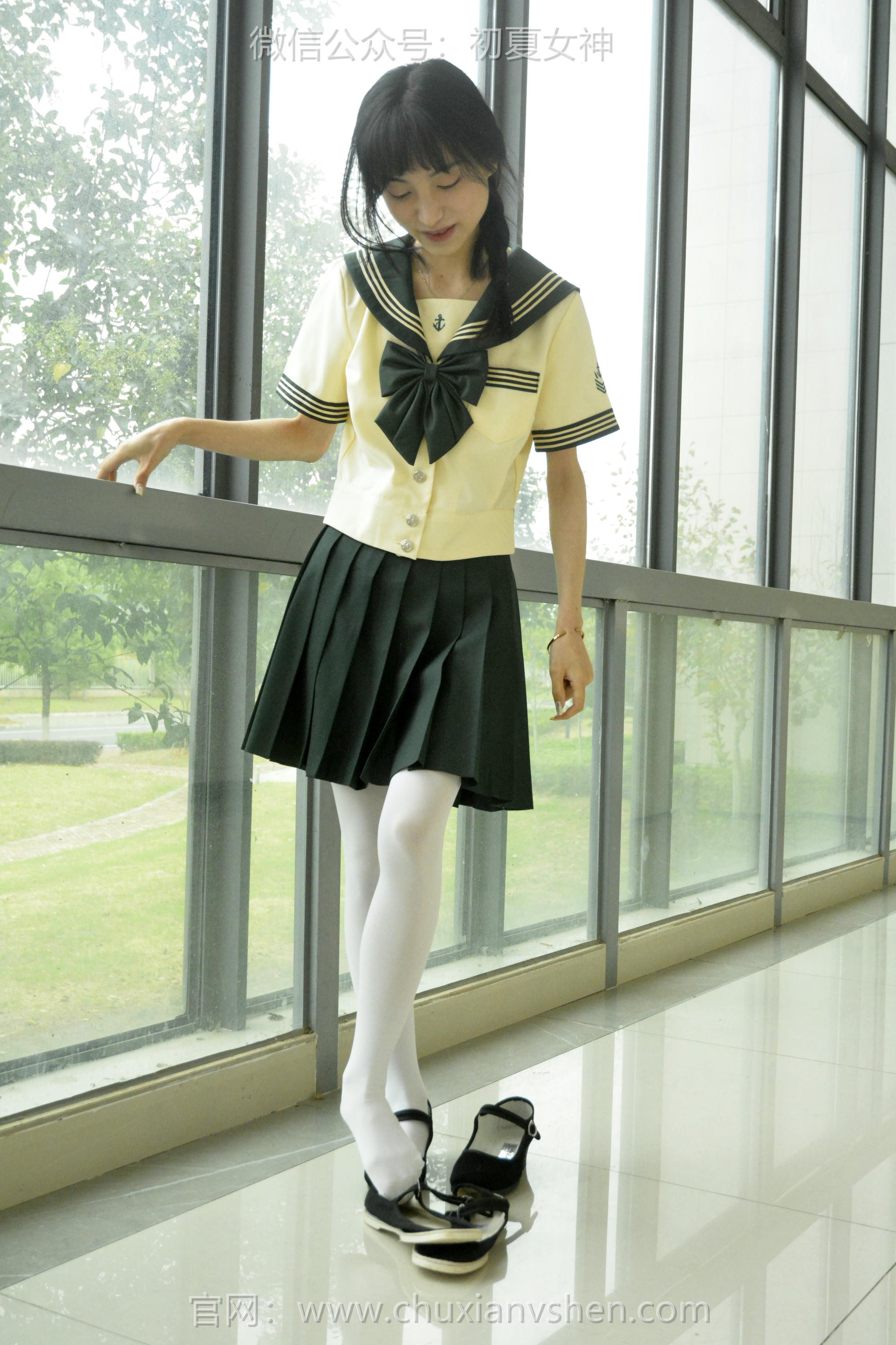 初夏女神 NO.237 柒柒~【绿色水手服】刚入手的水手服是时候展示一趟了 [140P1V 4.76 GB]_第5集