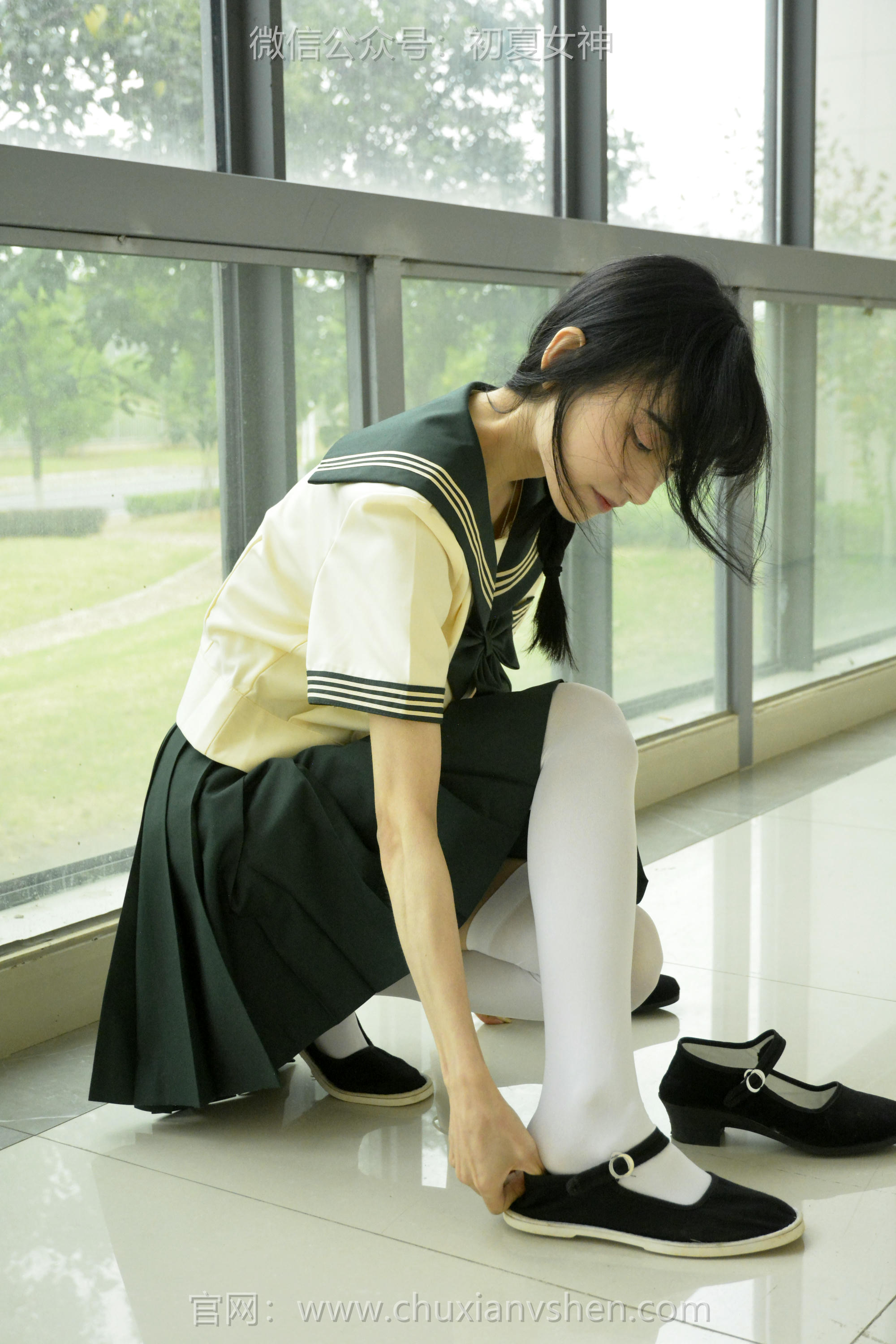 初夏女神 NO.237 柒柒~【绿色水手服】刚入手的水手服是时候展示一趟了 [140P1V 4.76 GB]_第5集