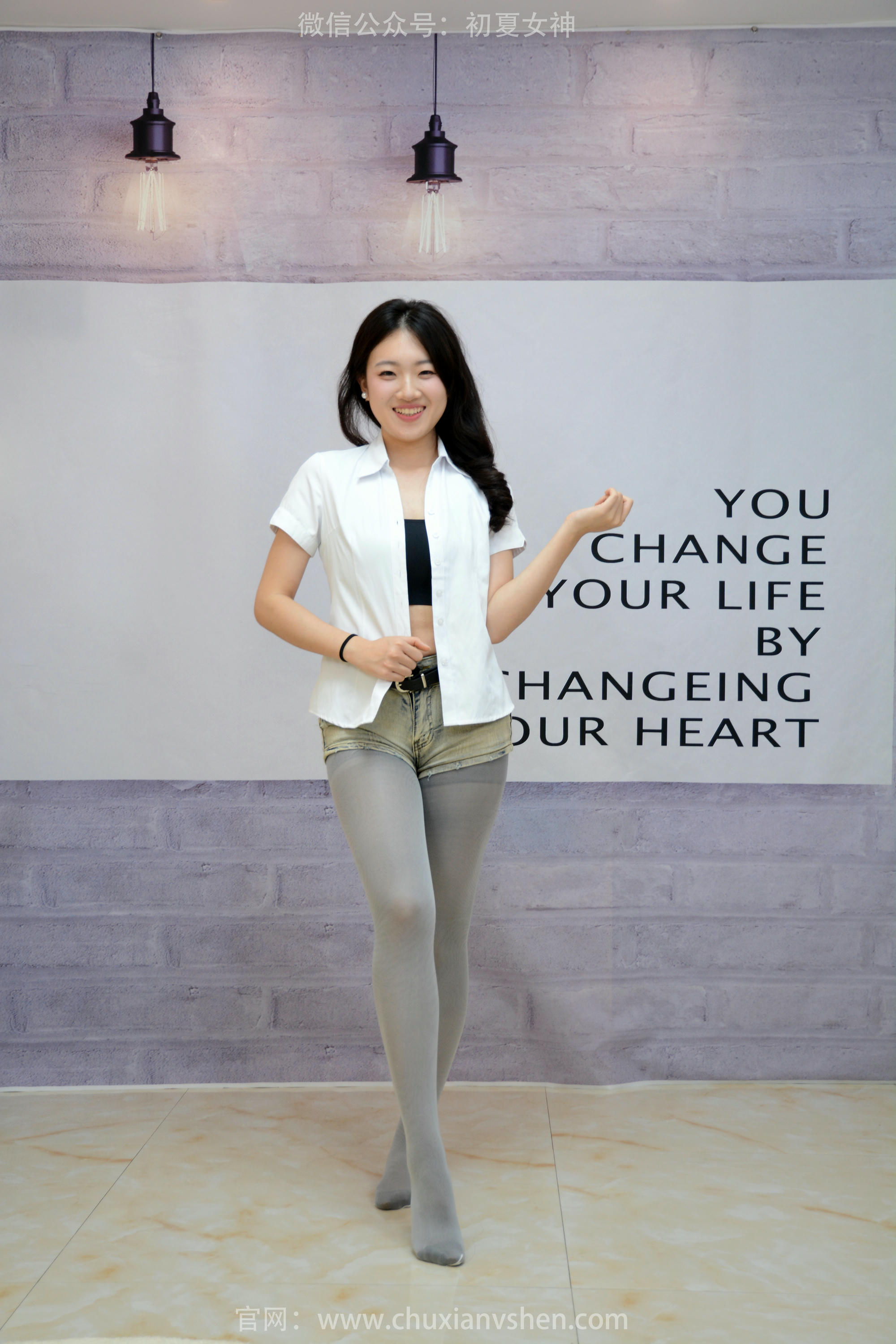 初夏女神 NO.242 环环~【异国风情】啥叫异国风情？乱扯，我不就是袜子不一样了 [140P1V 5.64GB]_第1集