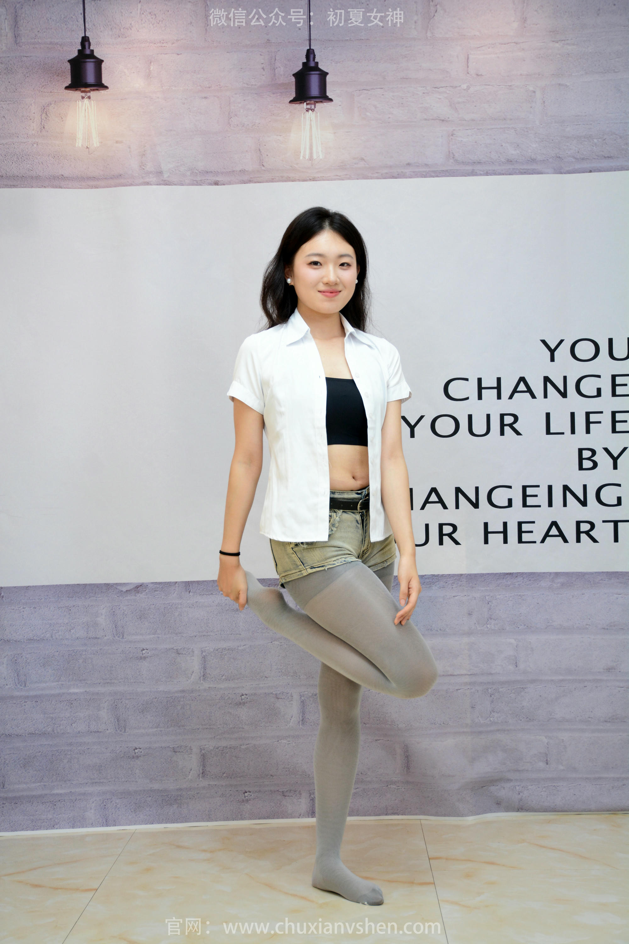 初夏女神 NO.242 环环~【异国风情】啥叫异国风情？乱扯，我不就是袜子不一样了 [140P1V 5.64GB]_第2集