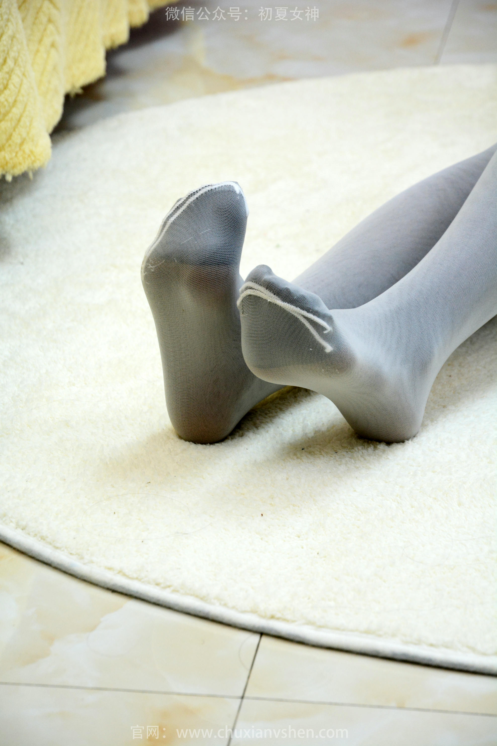 初夏女神 NO.242 环环~【异国风情】啥叫异国风情？乱扯，我不就是袜子不一样了 [140P1V 5.64GB]_第4集