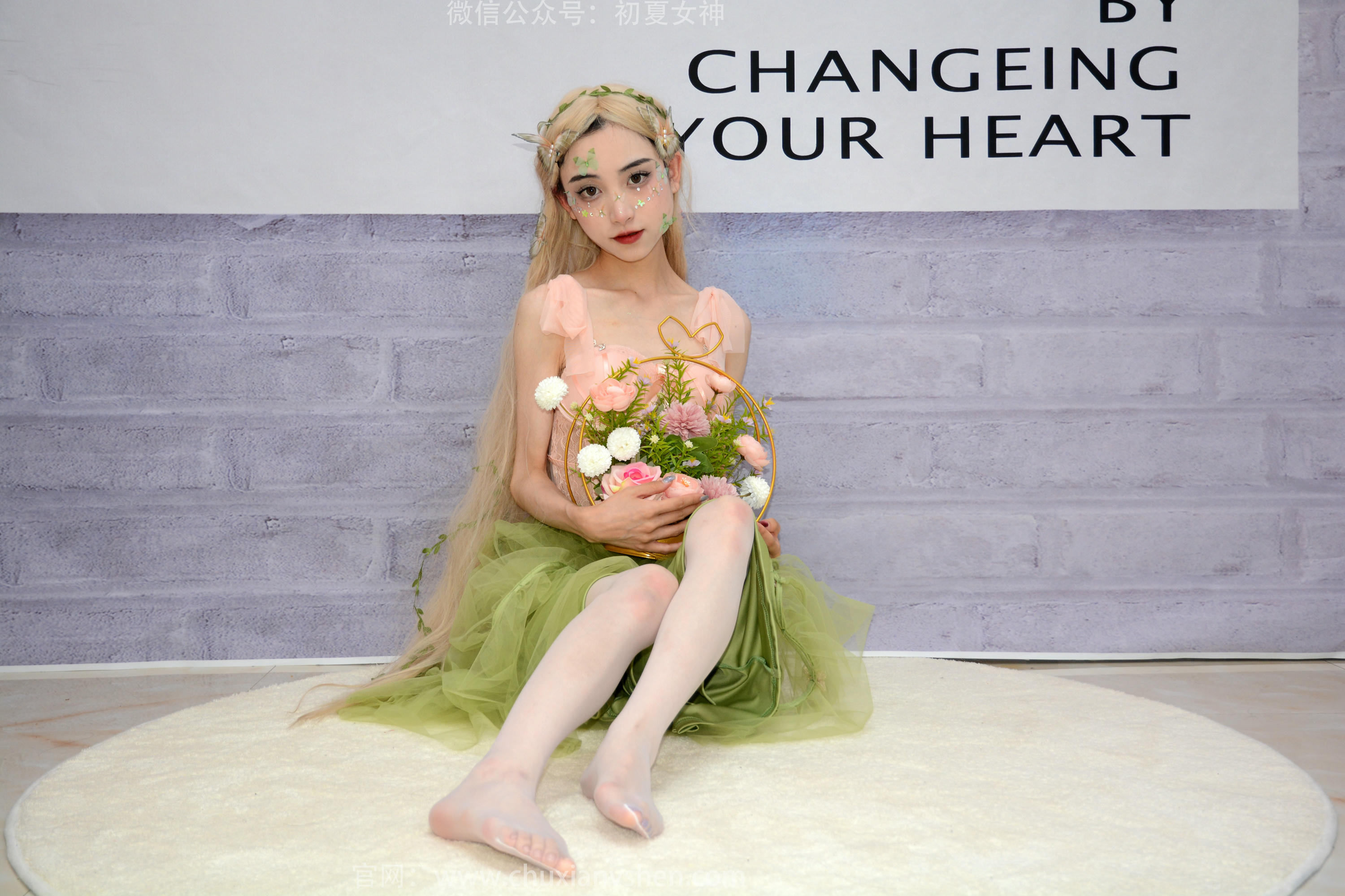 初夏女神 NO.245 柒柒~《精灵之光》今日我就是夜空中的小精灵 [90P1V 5.22GB]_第4集