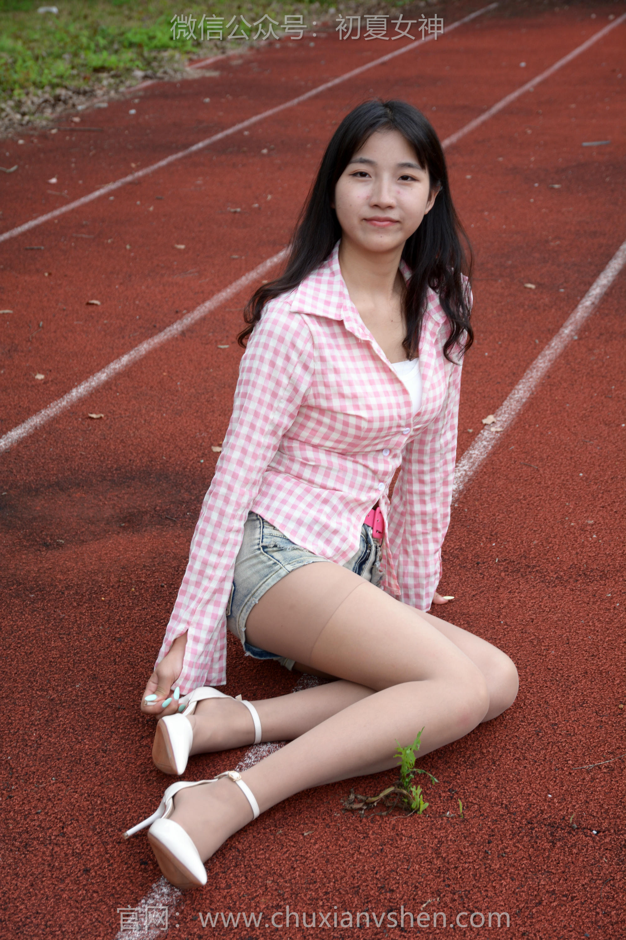 初夏女神 NO.248 点点 夏去秋来 [100P1V 4.10GB]_第1集