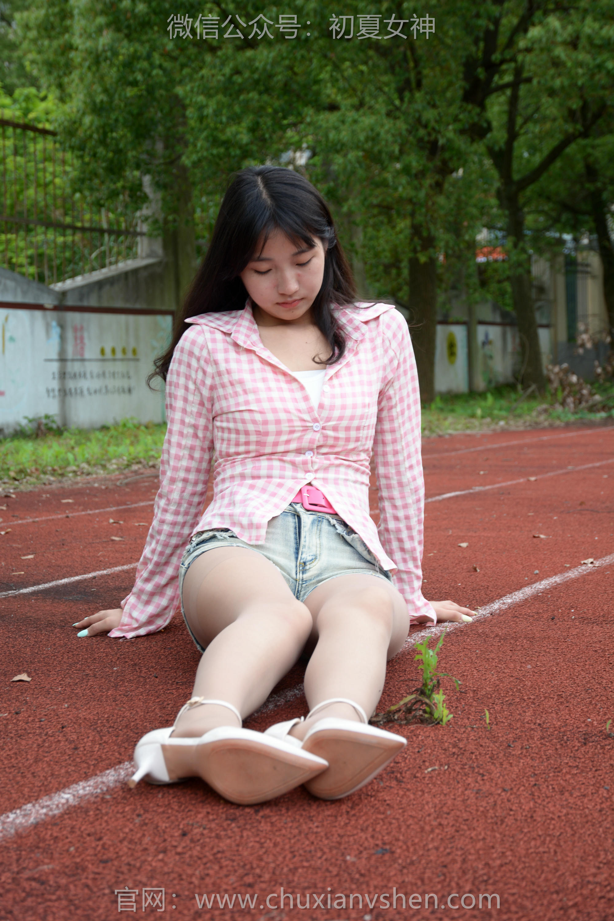 初夏女神 NO.248 点点 夏去秋来 [100P1V 4.10GB]_第1集