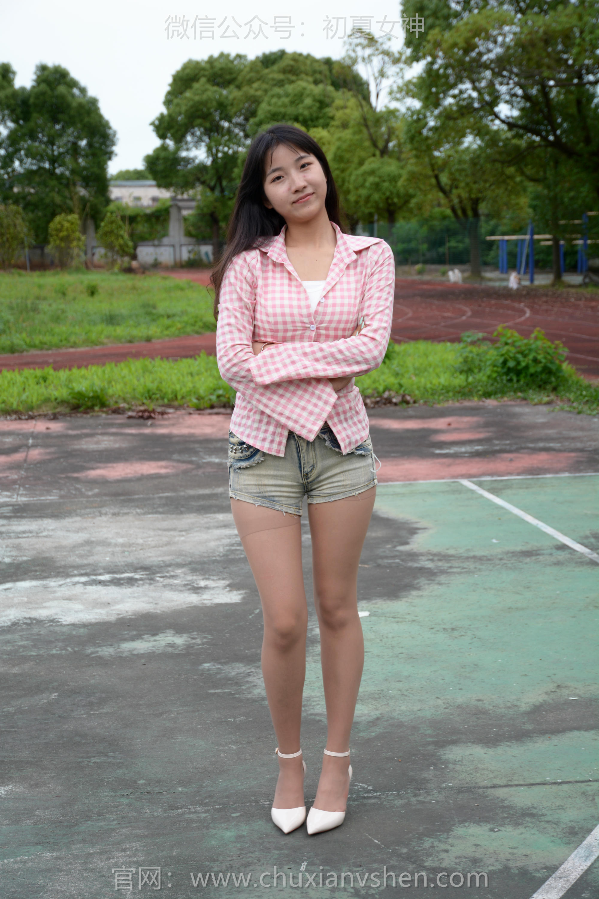 初夏女神 NO.248 点点 夏去秋来 [100P1V 4.10GB]_第2集