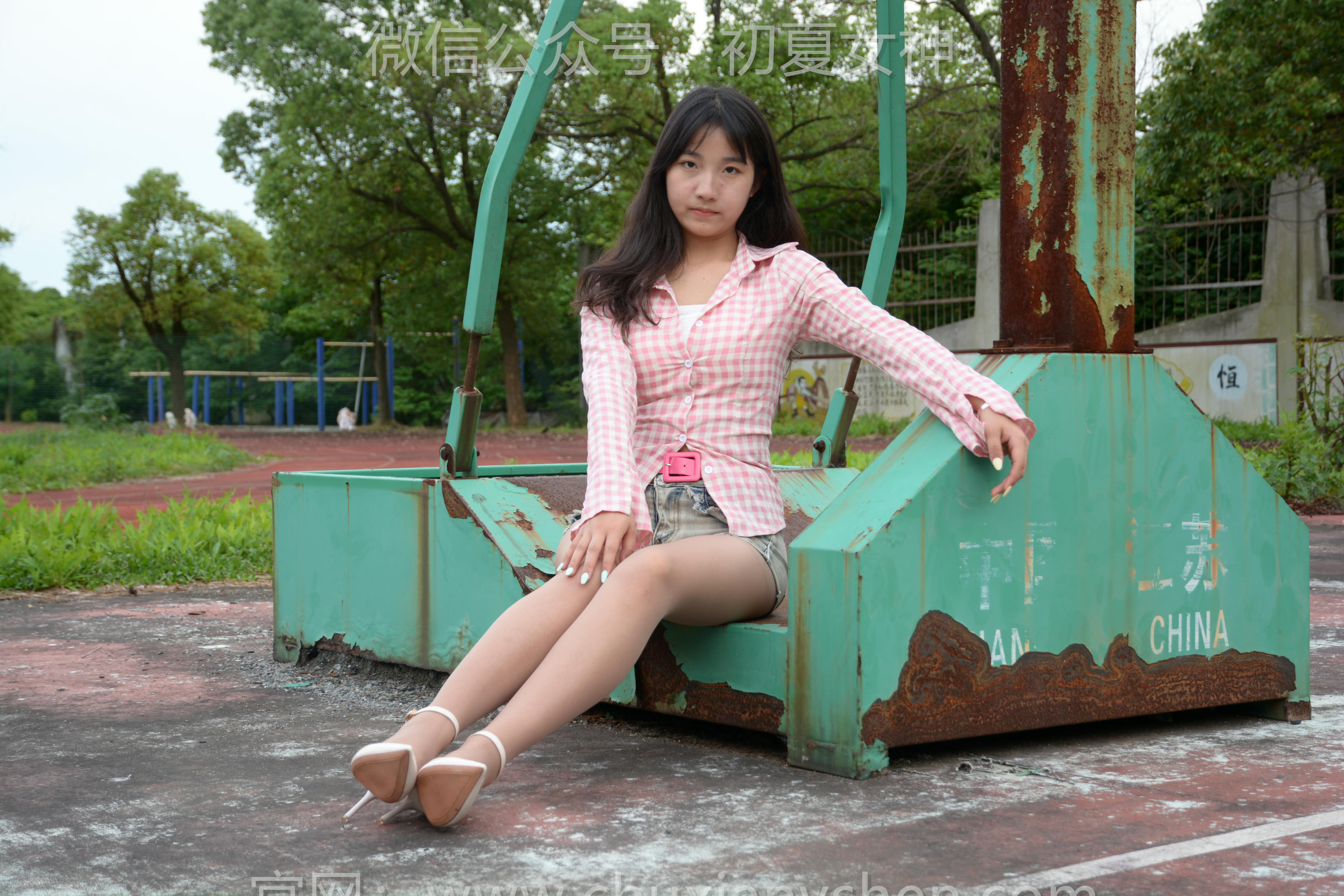 初夏女神 NO.248 点点 夏去秋来 [100P1V 4.10GB]_第4集