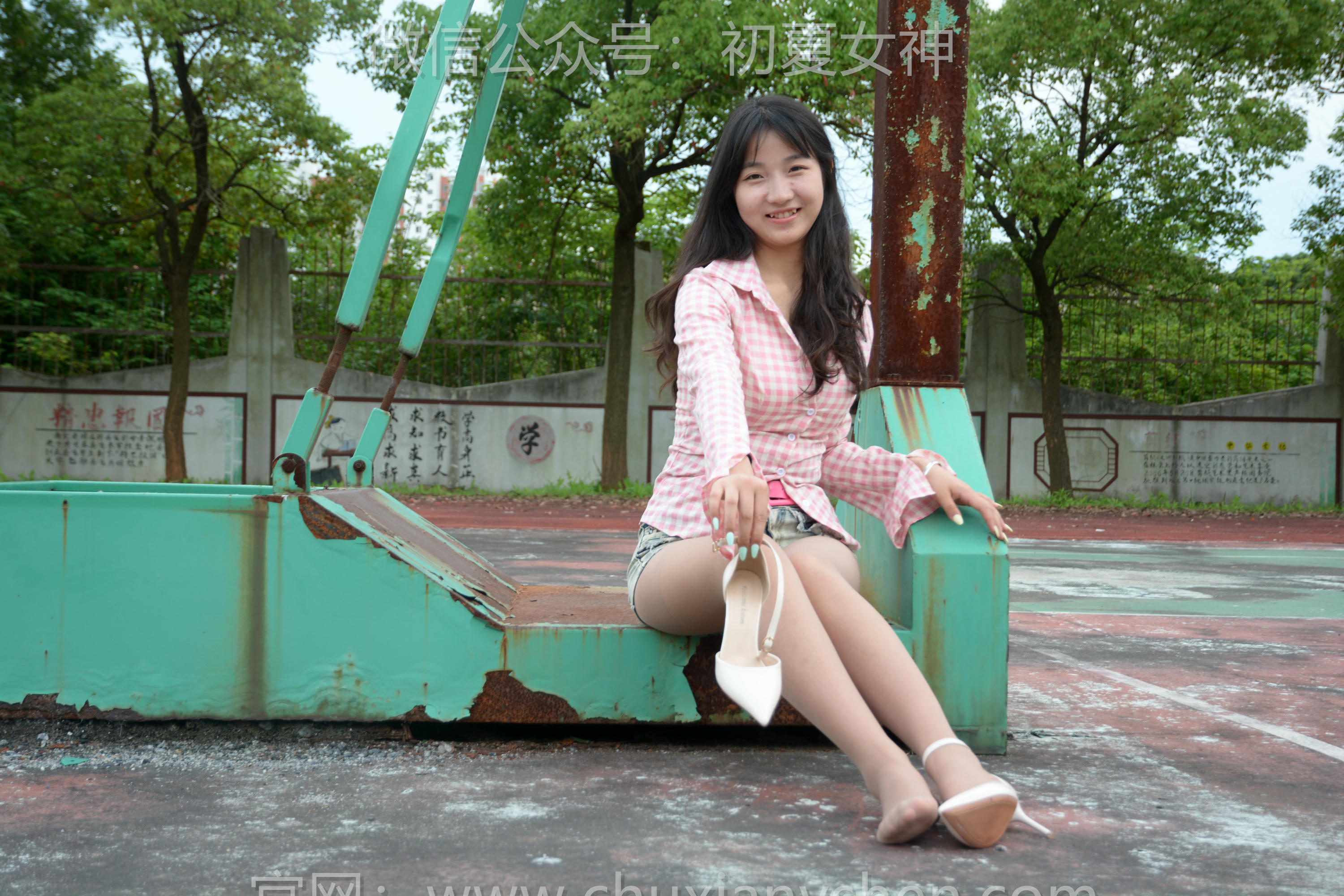 初夏女神 NO.248 点点 夏去秋来 [100P1V 4.10GB]_第4集