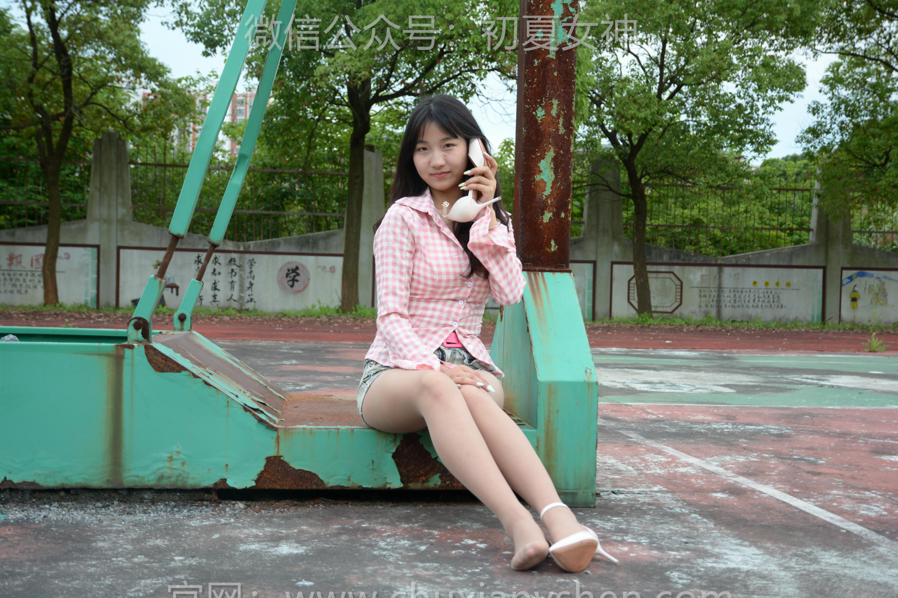 初夏女神 NO.248 点点 夏去秋来 [100P1V 4.10GB]_第4集