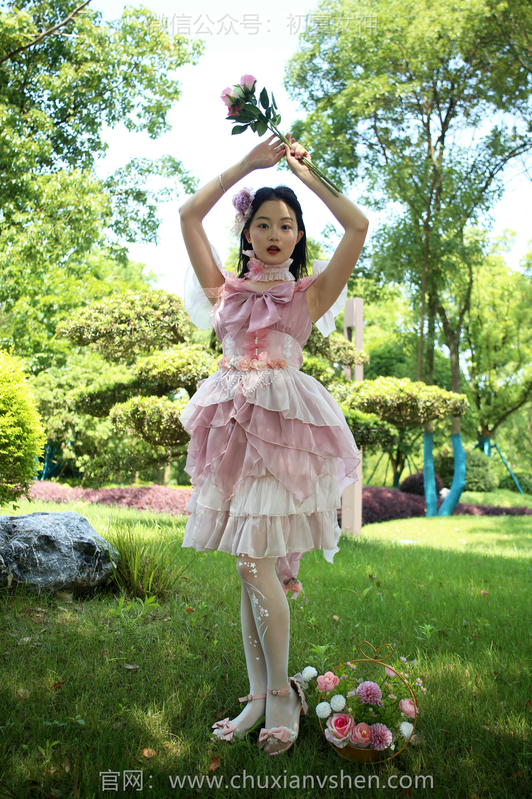 初夏女神 NO.249 双双 花仙子 [130P1V 5.56GB]_第4集