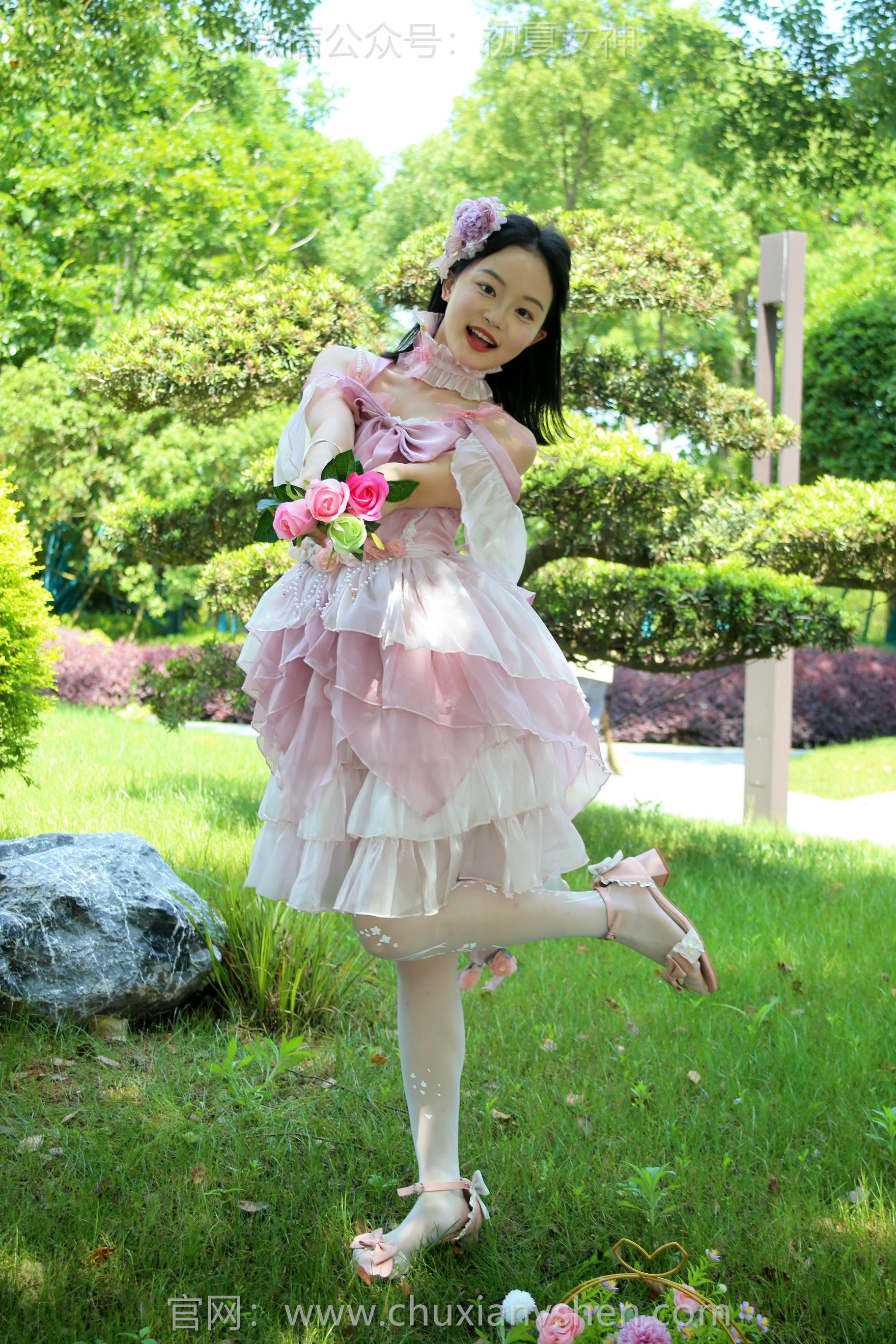 初夏女神 NO.249 双双 花仙子 [130P1V 5.56GB]_第4集