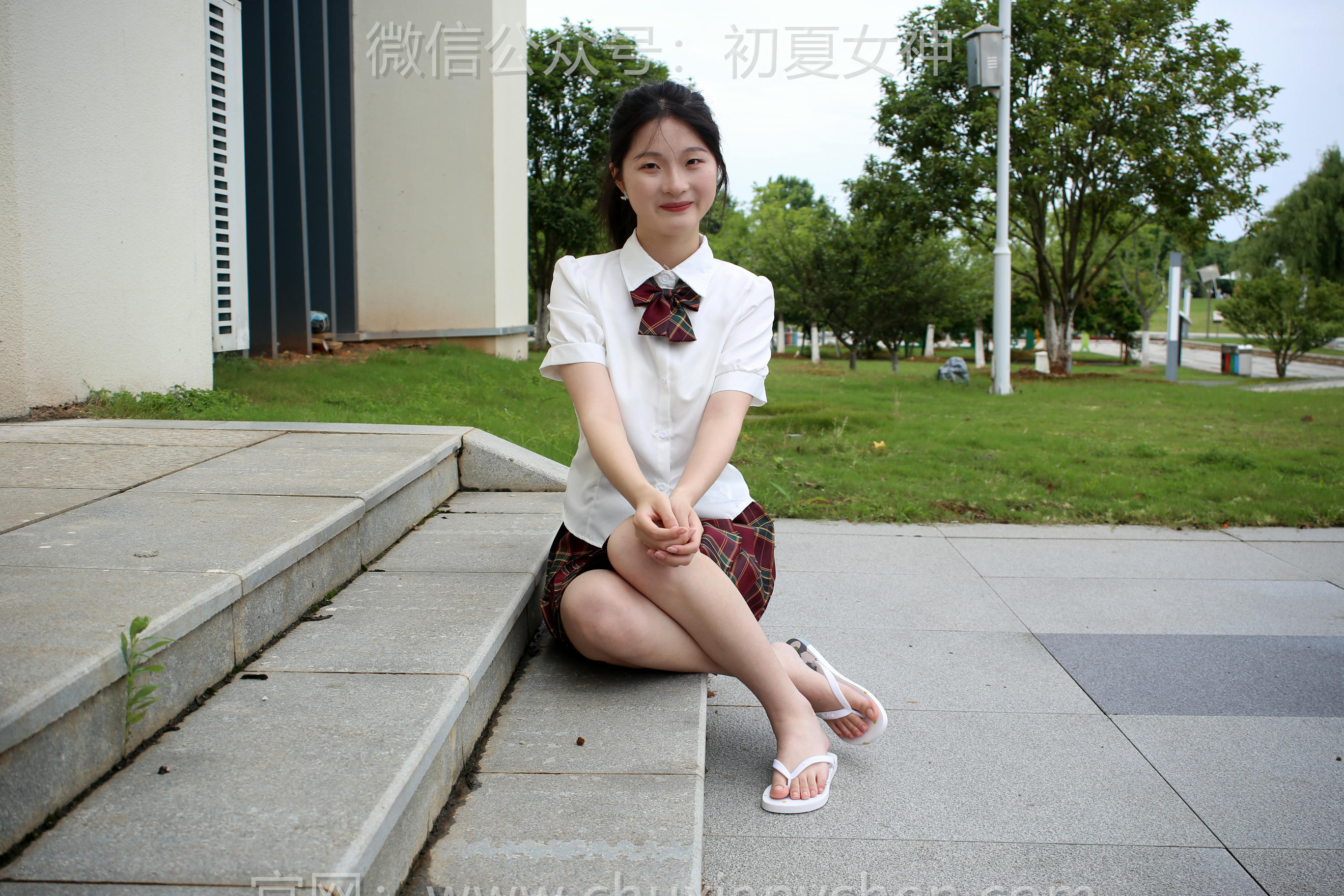 初夏女神 NO.251 安妮~【JK人字拖 [130P1V 4.99 GB]_第1集