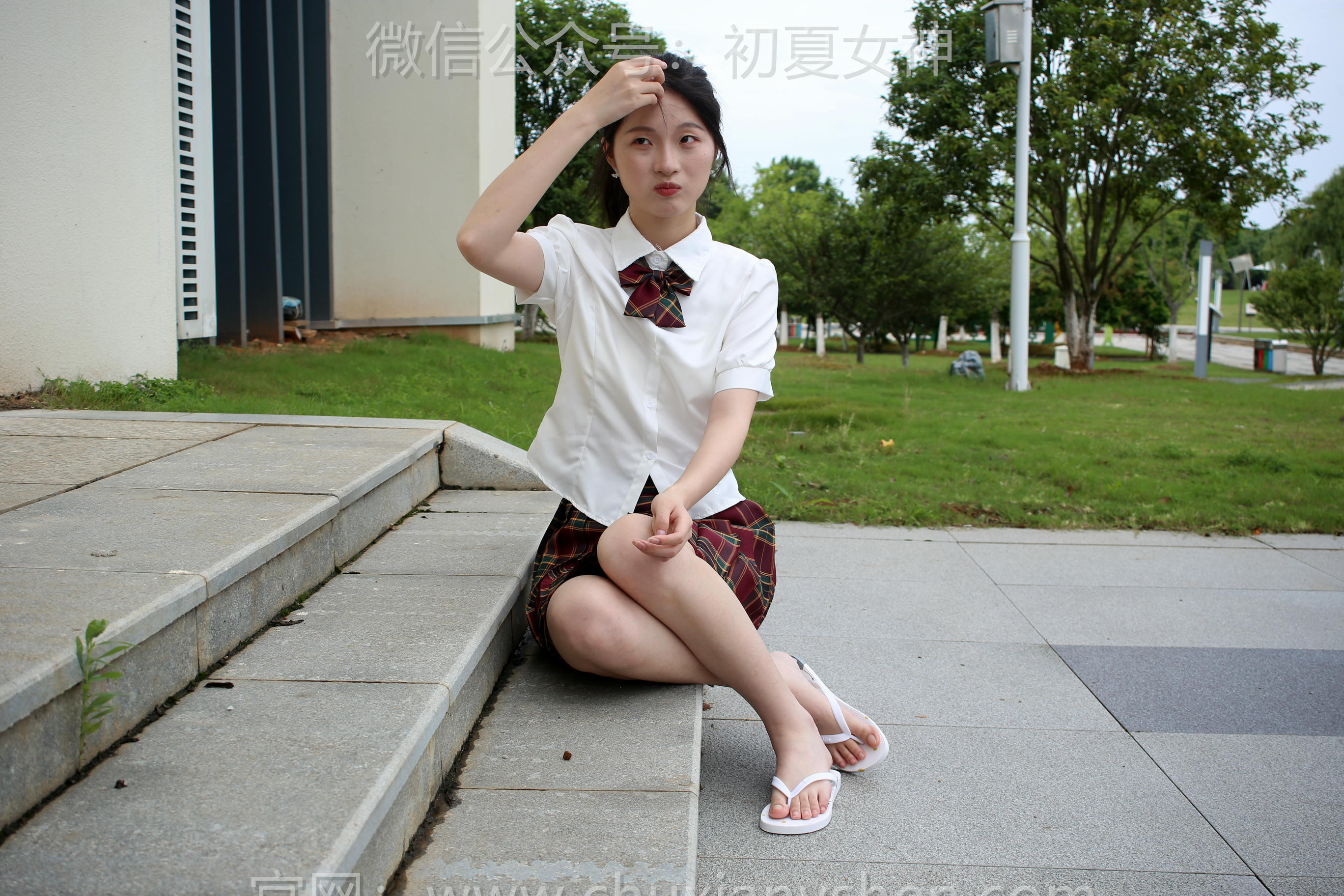 初夏女神 NO.251 安妮~【JK人字拖 [130P1V 4.99 GB]_第1集