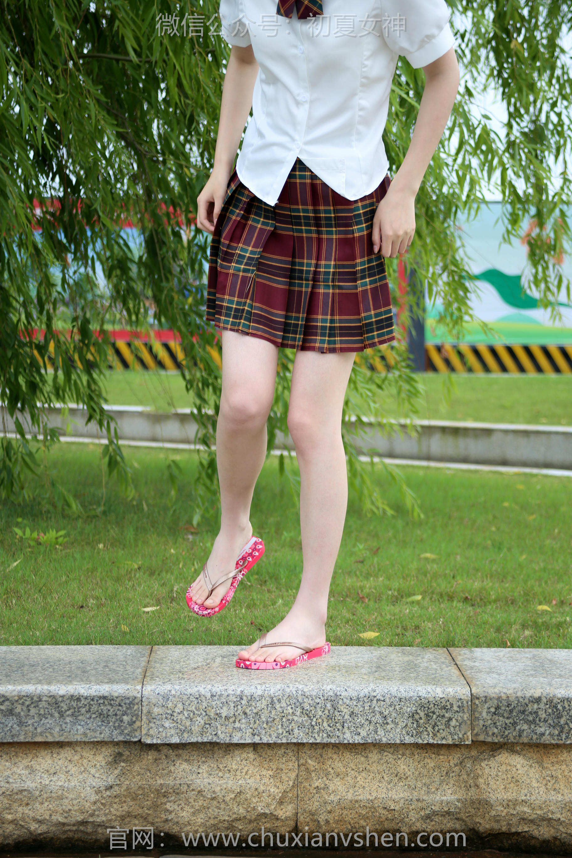 初夏女神 NO.251 安妮~【JK人字拖 [130P1V 4.99 GB]_第3集