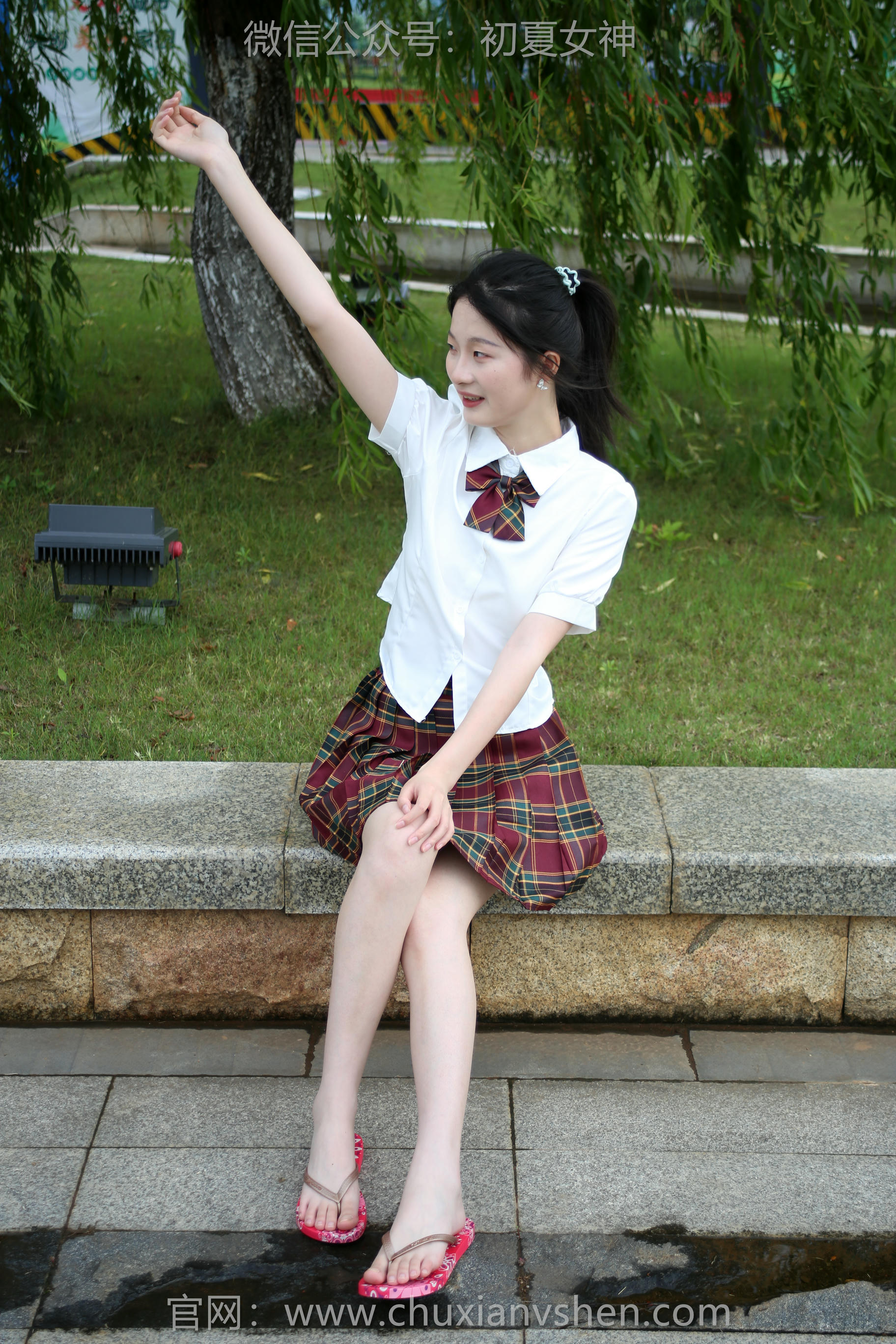 初夏女神 NO.251 安妮~【JK人字拖 [130P1V 4.99 GB]_第3集