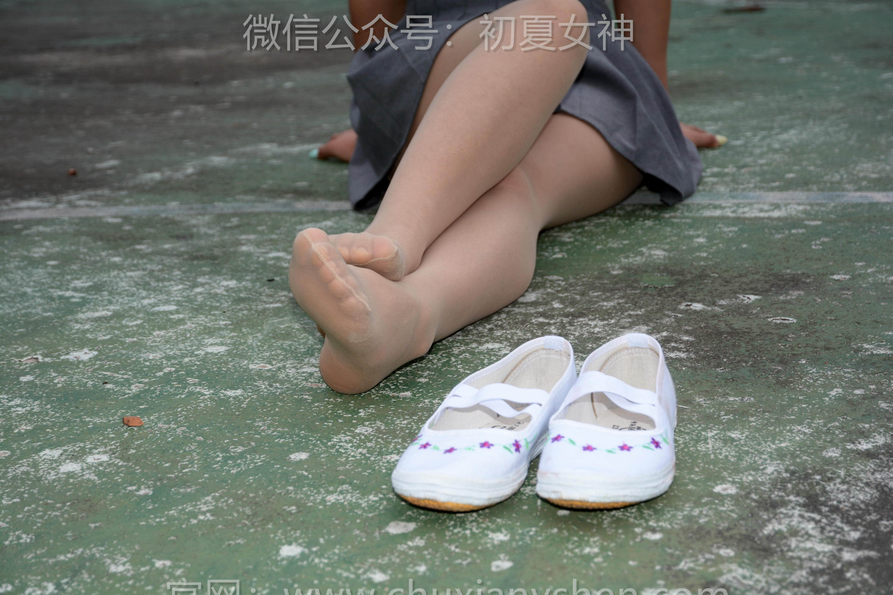 初夏女神 NO.255 点点~秋天问候 [150P1V 6.16 GB]_第6集