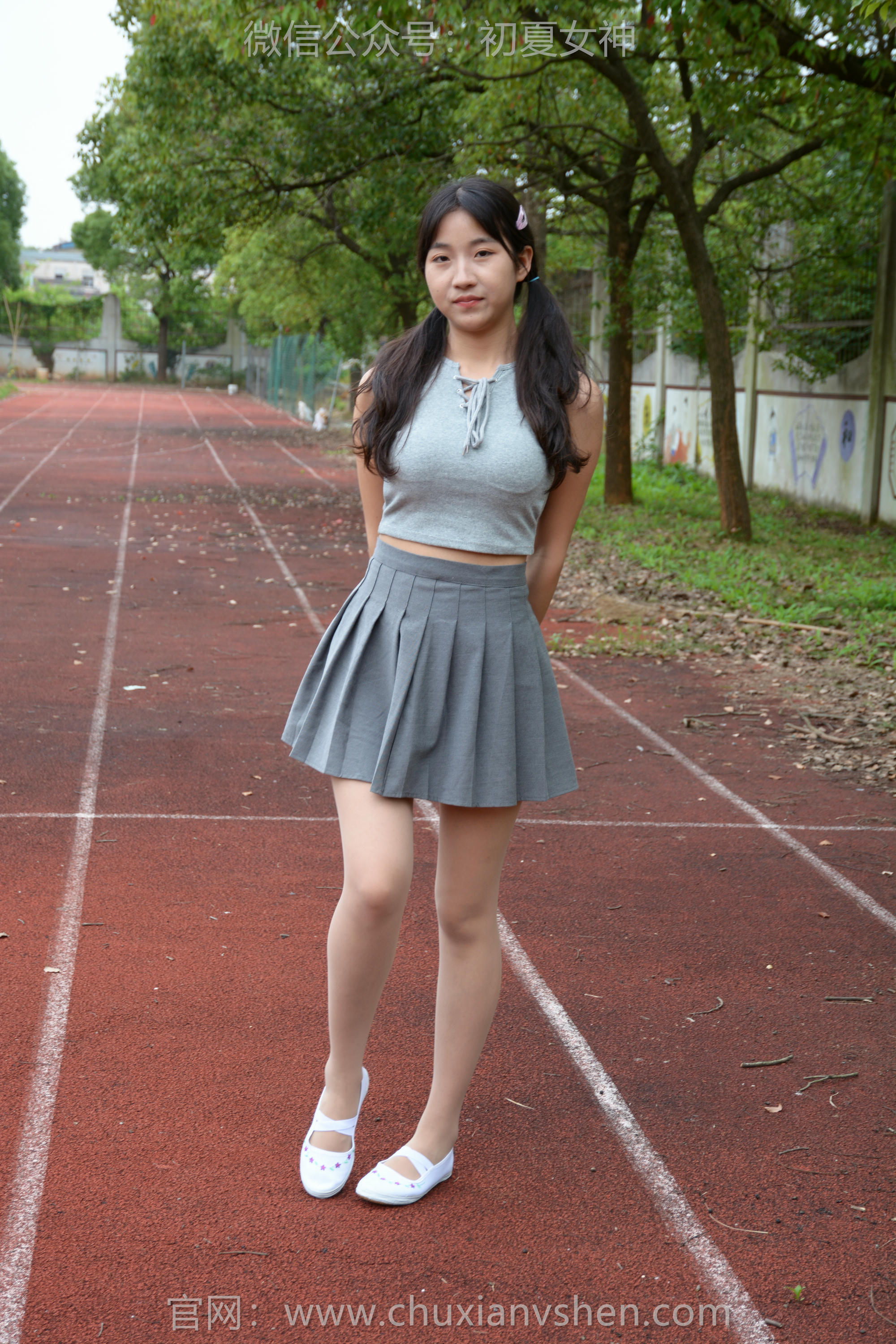 初夏女神 NO.255 点点~秋天问候 [150P1V 6.16 GB]_第1集