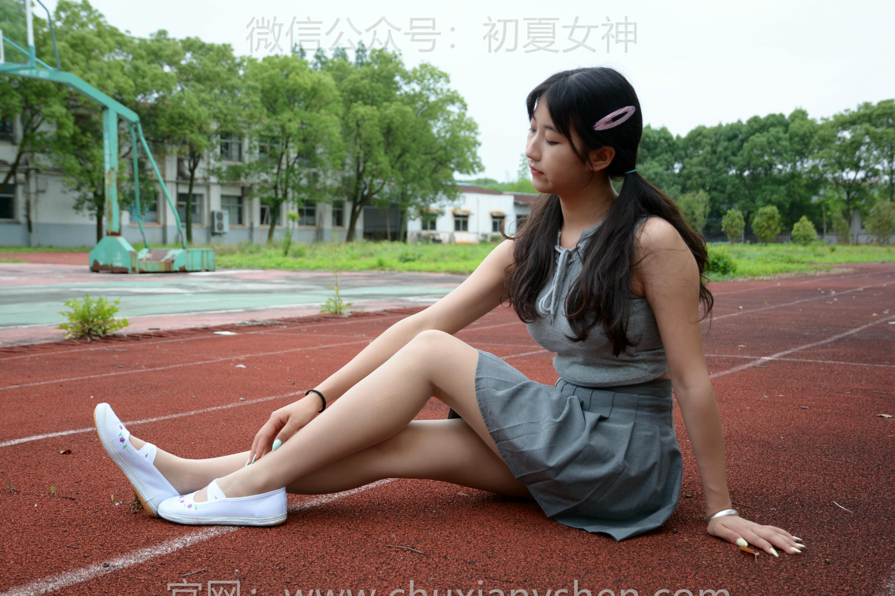 初夏女神 NO.255 点点~秋天问候 [150P1V 6.16 GB]_第2集