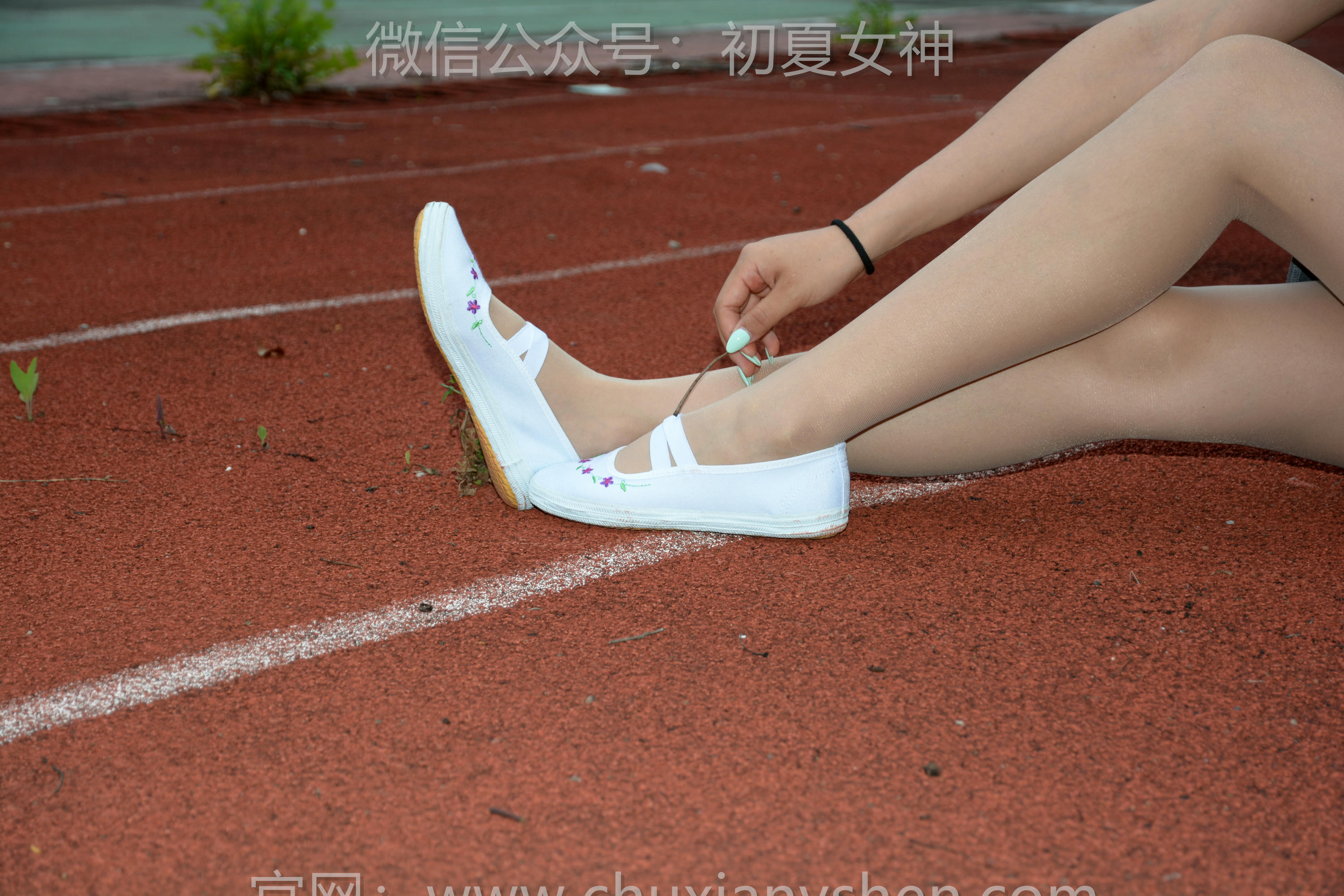 初夏女神 NO.255 点点~秋天问候 [150P1V 6.16 GB]_第2集