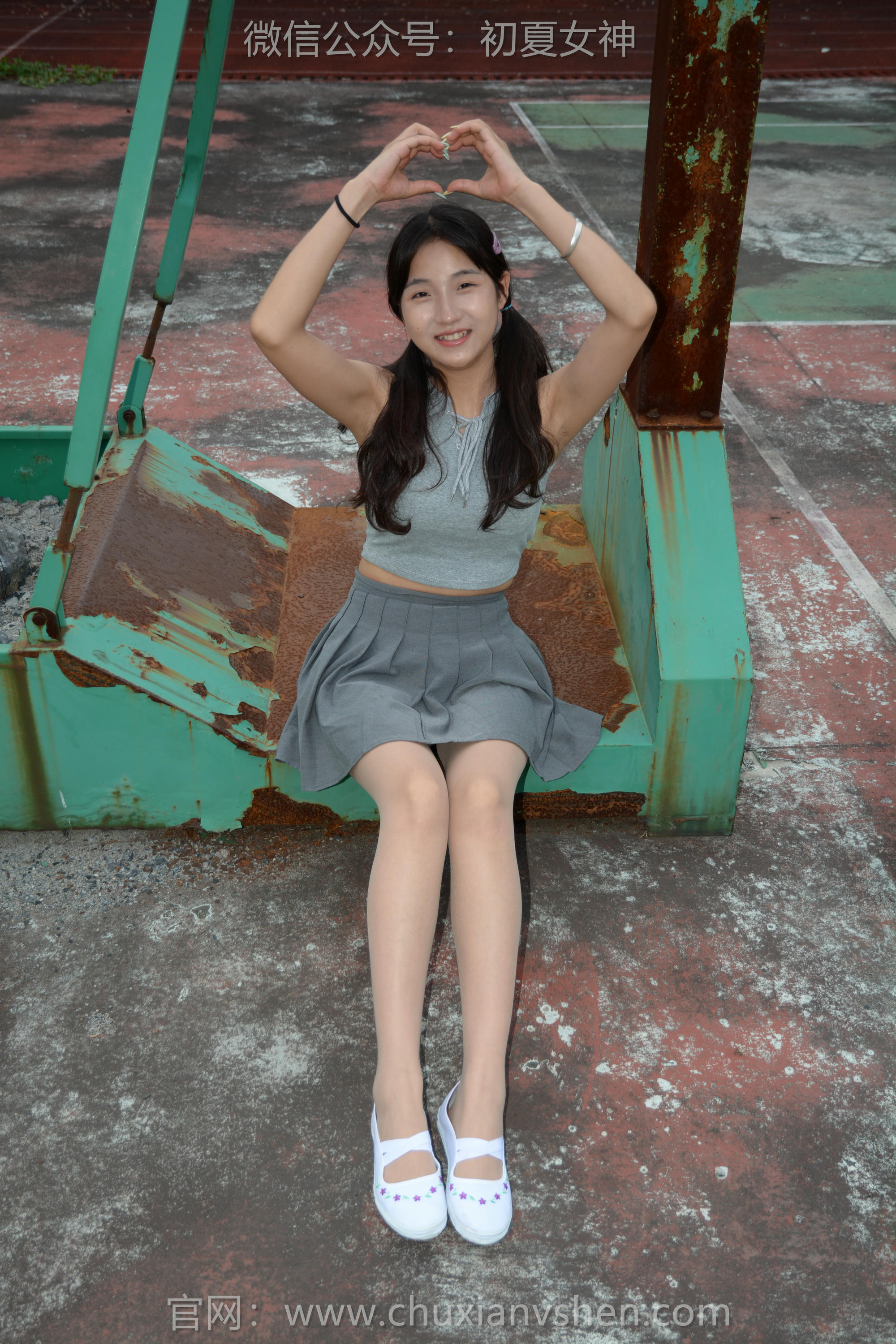 初夏女神 NO.255 点点~秋天问候 [150P1V 6.16 GB]_第4集