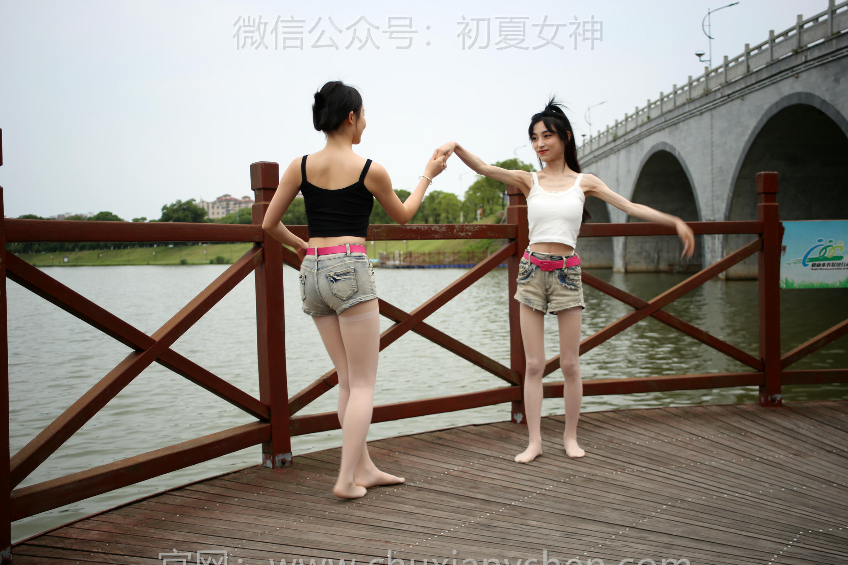 初夏女神 NO.257 柒柒、双双~ 光彩照人 [130P1V 4.70 GB]_第6集