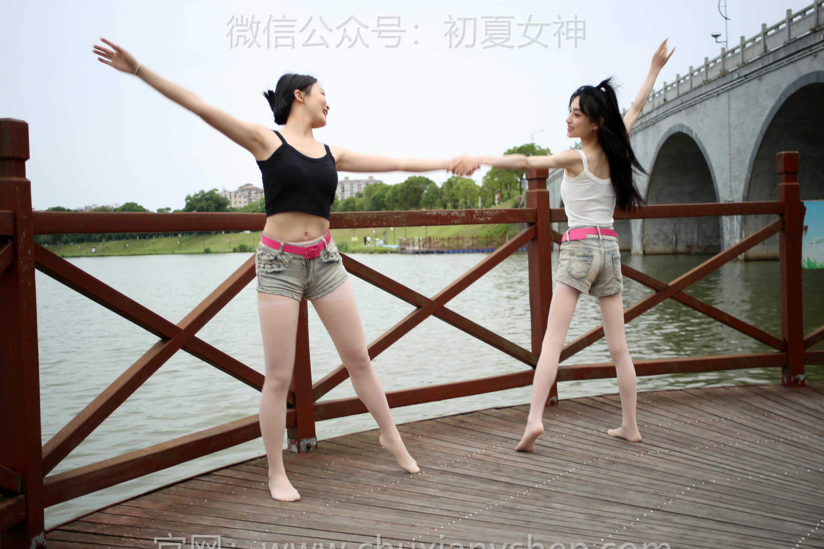 初夏女神 NO.257 柒柒、双双~ 光彩照人 [130P1V 4.70 GB]_第6集