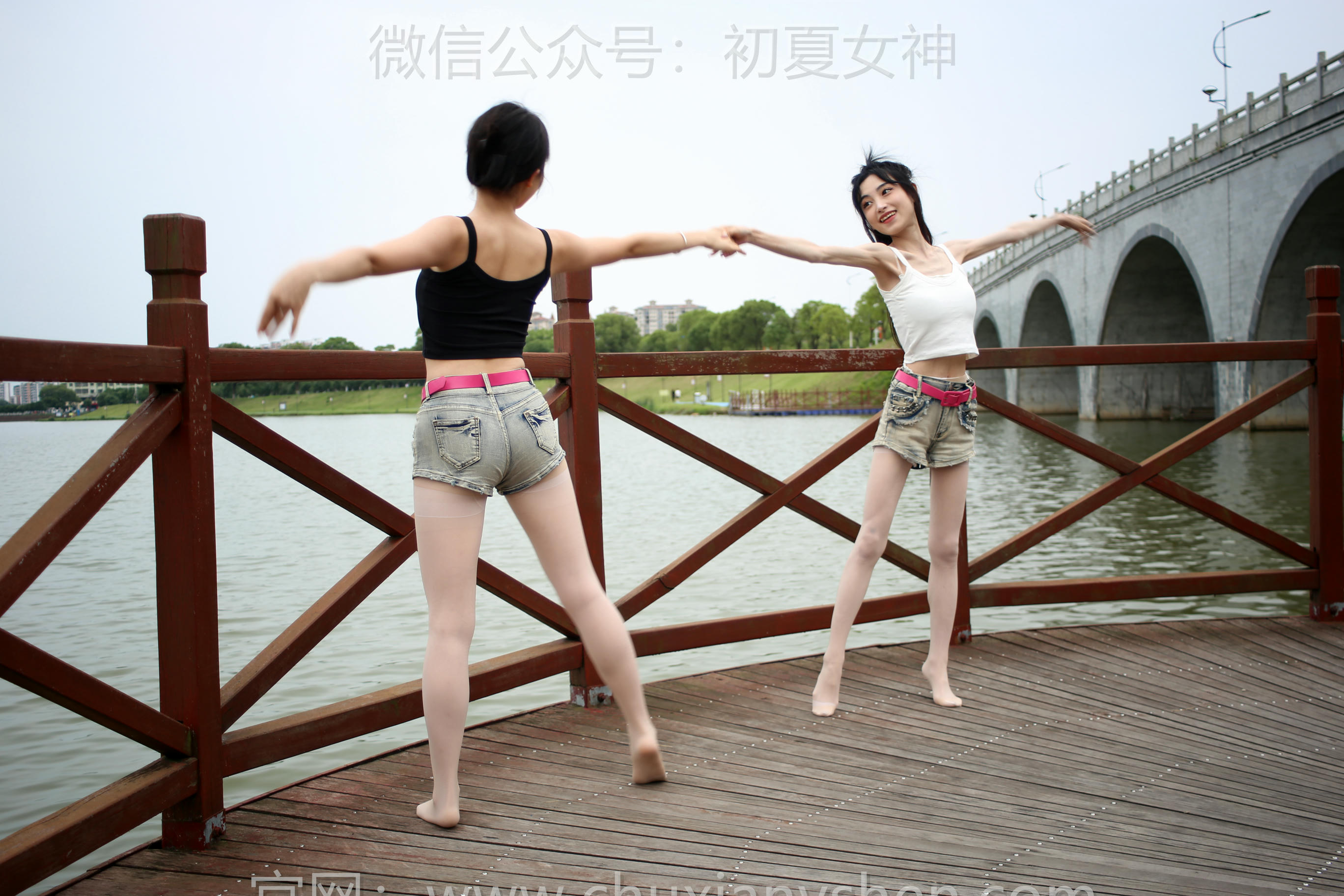 初夏女神 NO.257 柒柒、双双~ 光彩照人 [130P1V 4.70 GB]_第6集