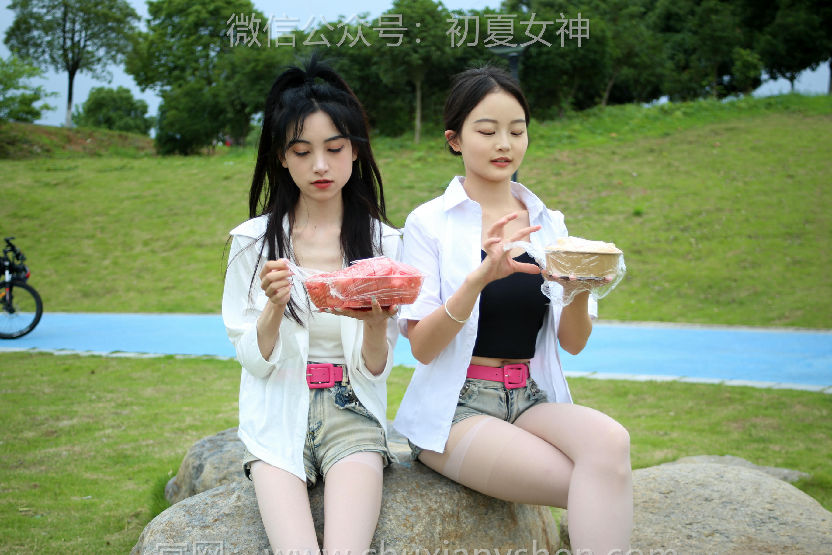 初夏女神 NO.257 柒柒、双双~ 光彩照人 [130P1V 4.70 GB]_第1集