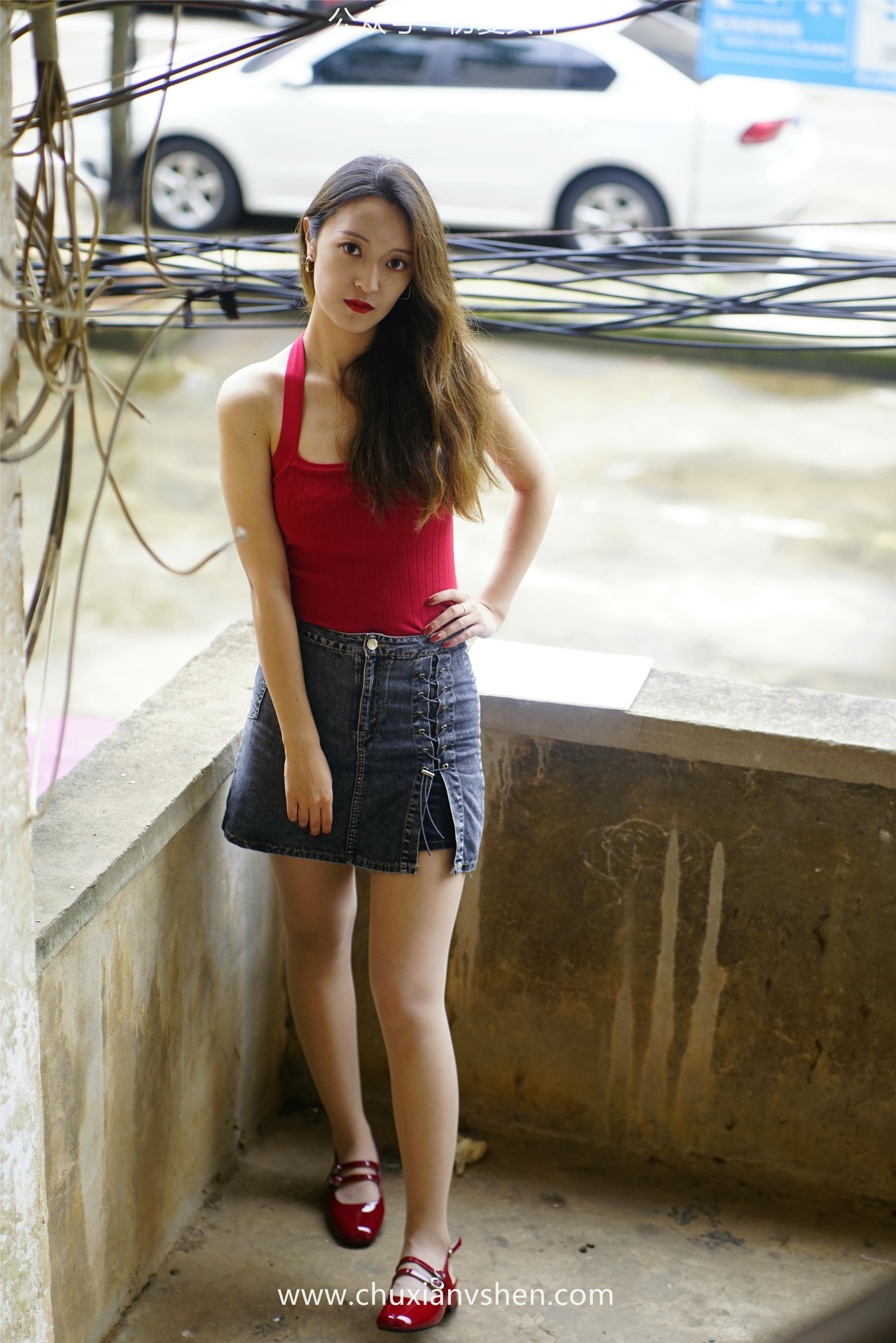 初夏女神 NO.045 依依 复古街头[130P+1V／4.44GB]_第2集