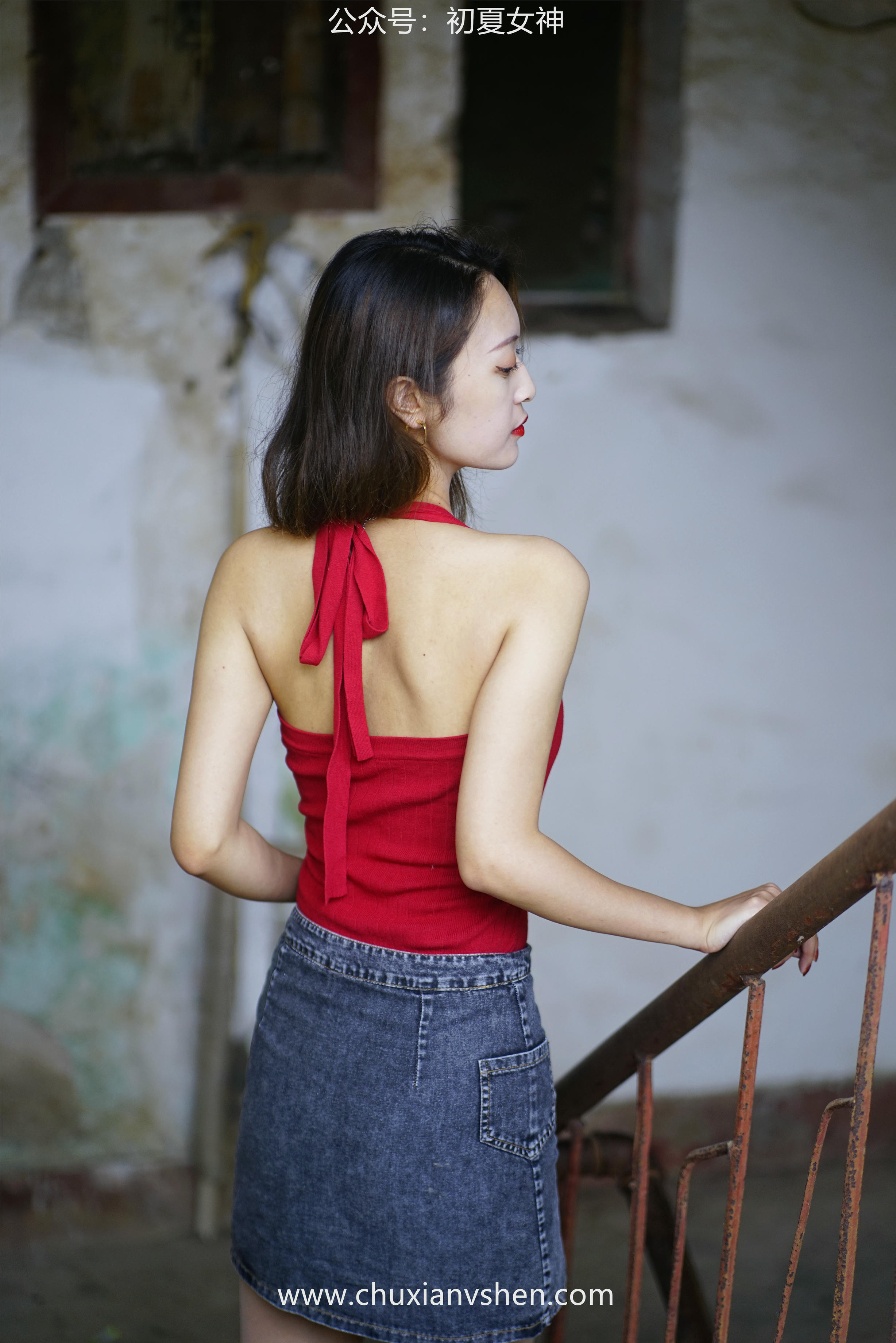 初夏女神 NO.045 依依 复古街头[130P+1V／4.44GB]_第2集